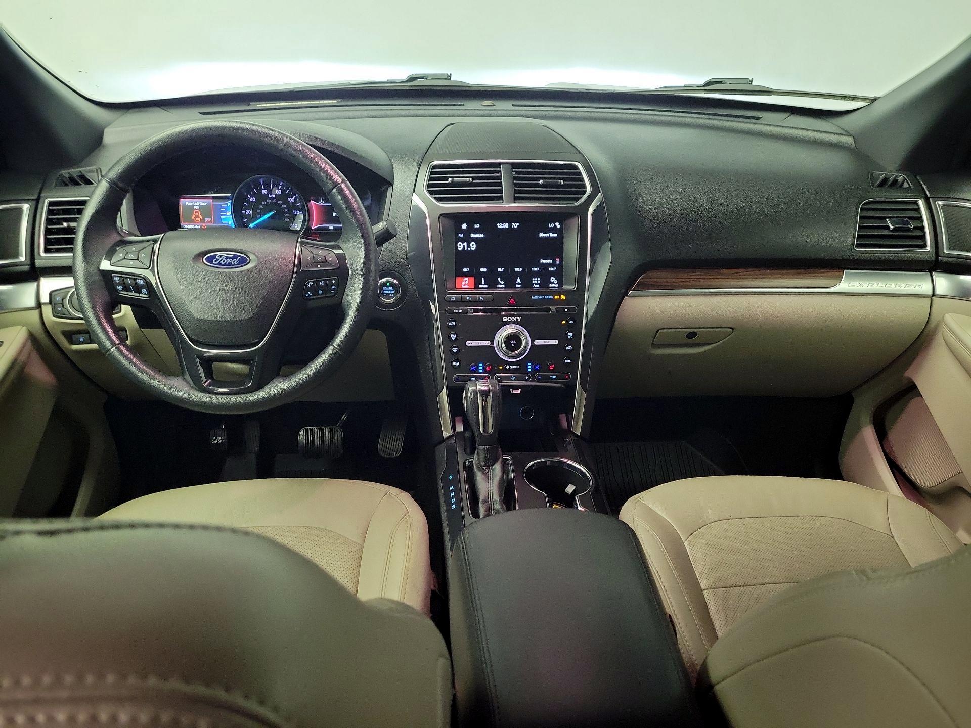 Thumbnail: 2018 Ford Explorer - 9
