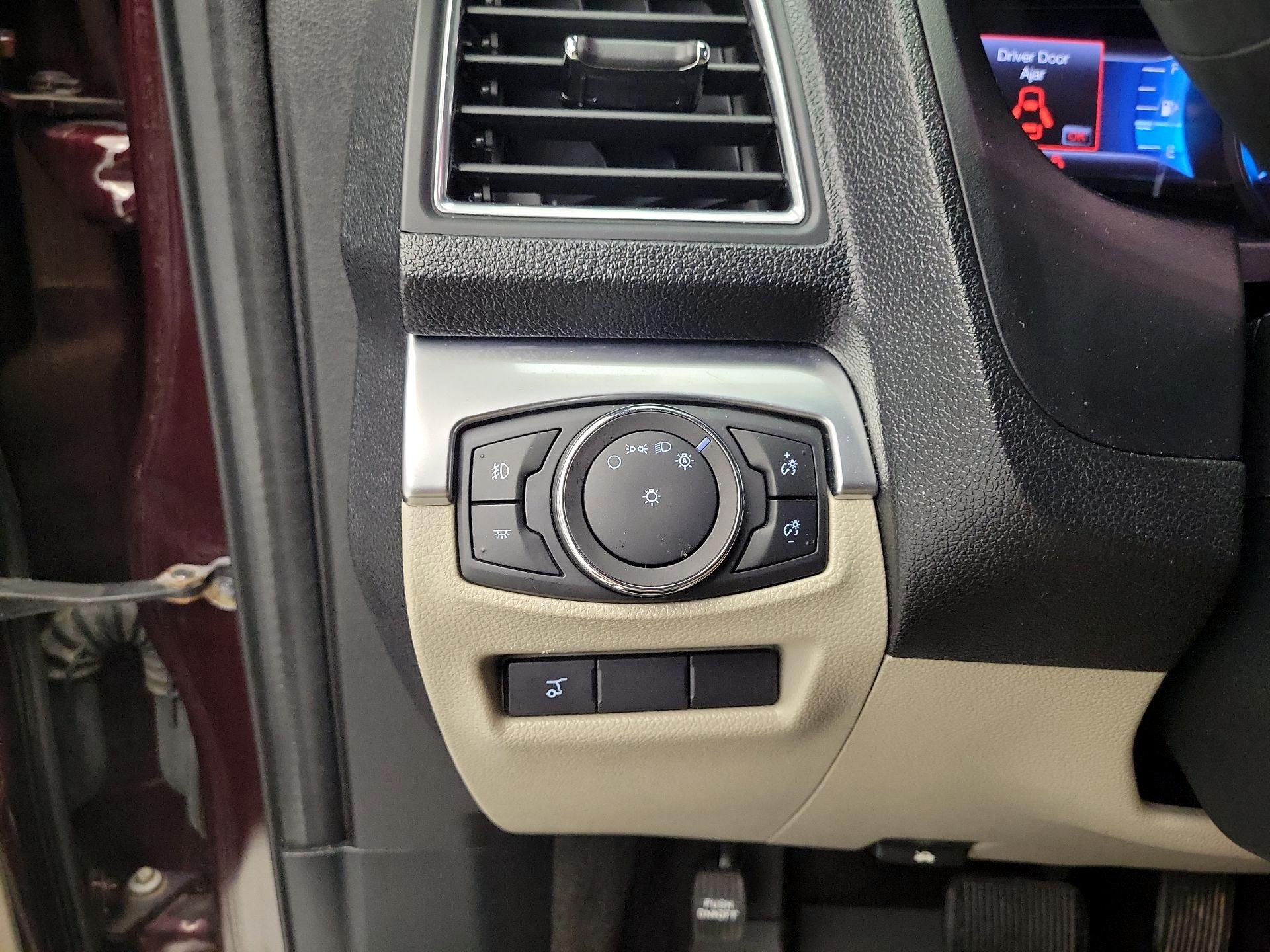 Thumbnail: 2018 Ford Explorer - 13