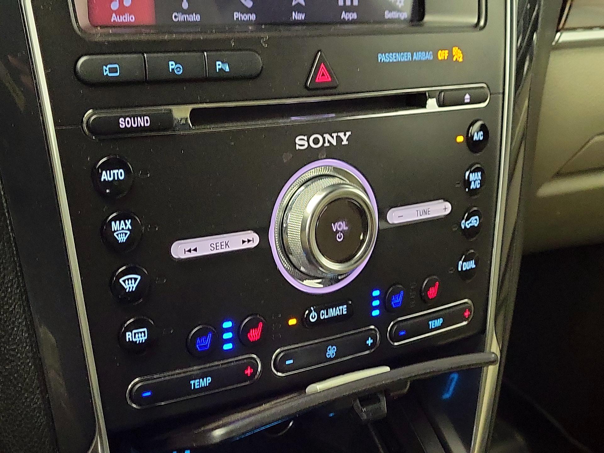 Thumbnail: 2018 Ford Explorer - 16