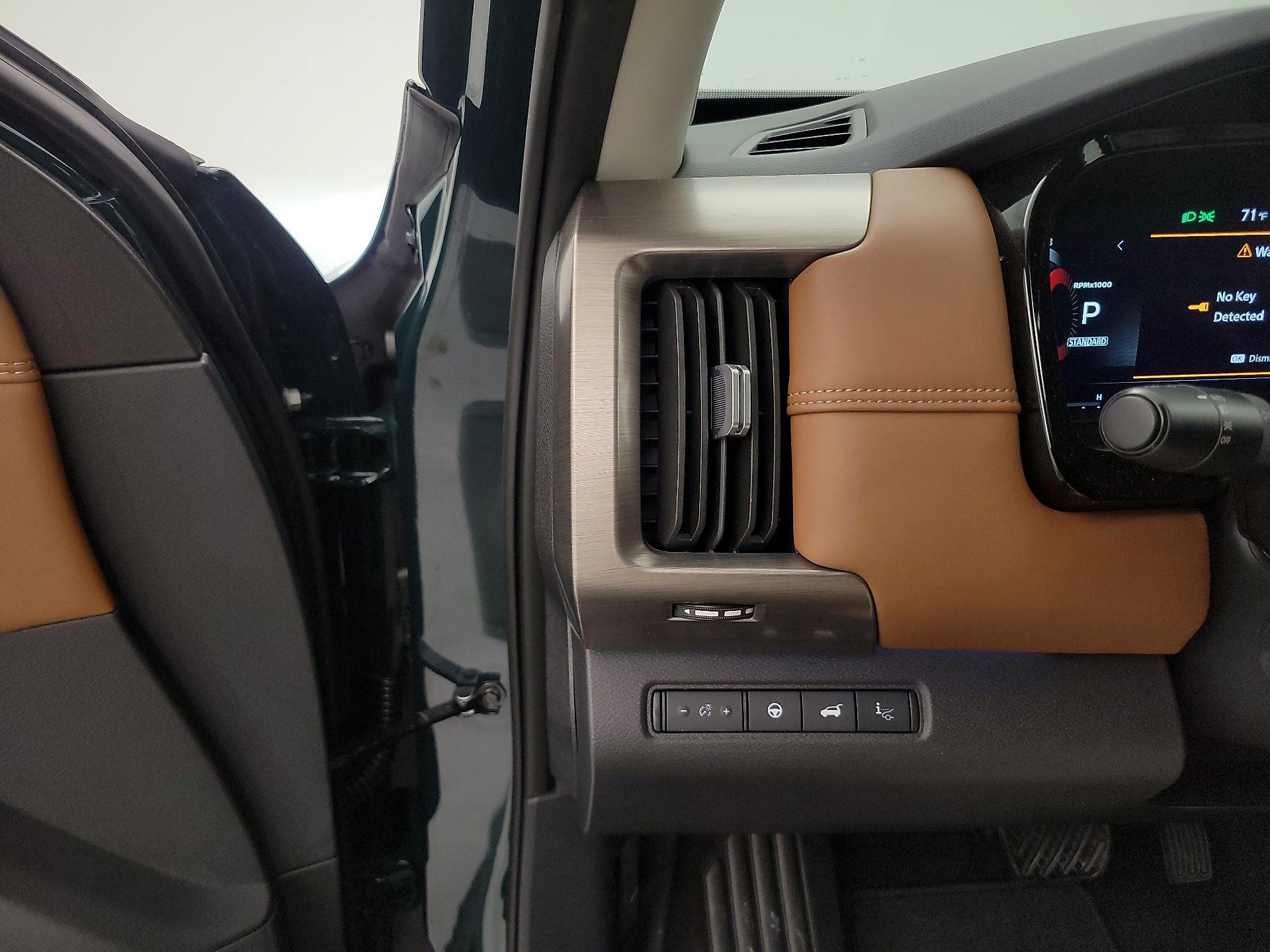 Thumbnail: 2025 Nissan Pathfinder - 13