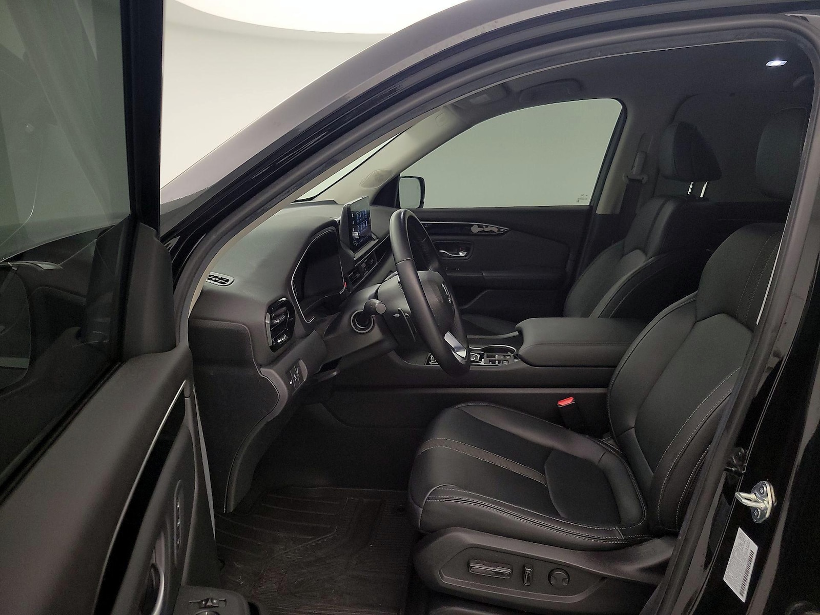 2025 Honda Pilot EX-L - Photo 12