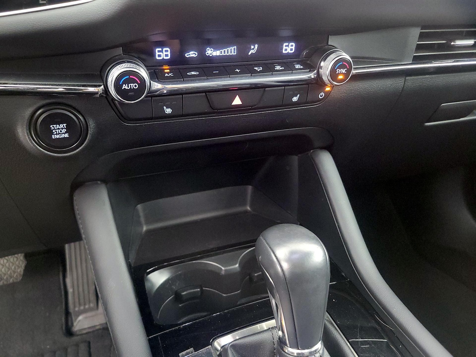 2025 Mazda Mazda3 Preferred - Photo 17