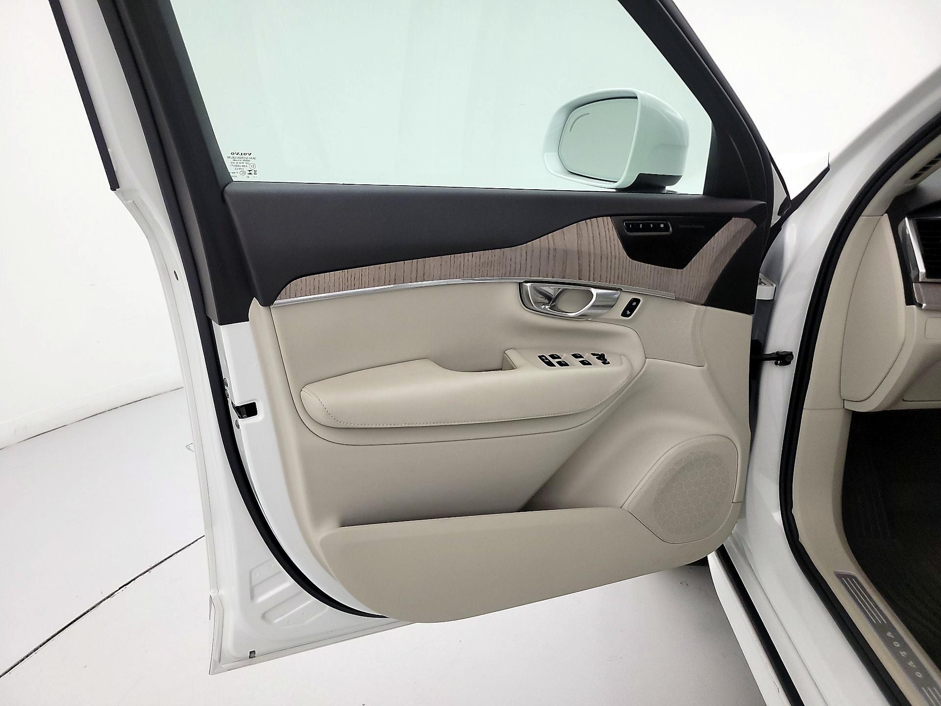 Thumbnail: 2024 Volvo XC90 - 12