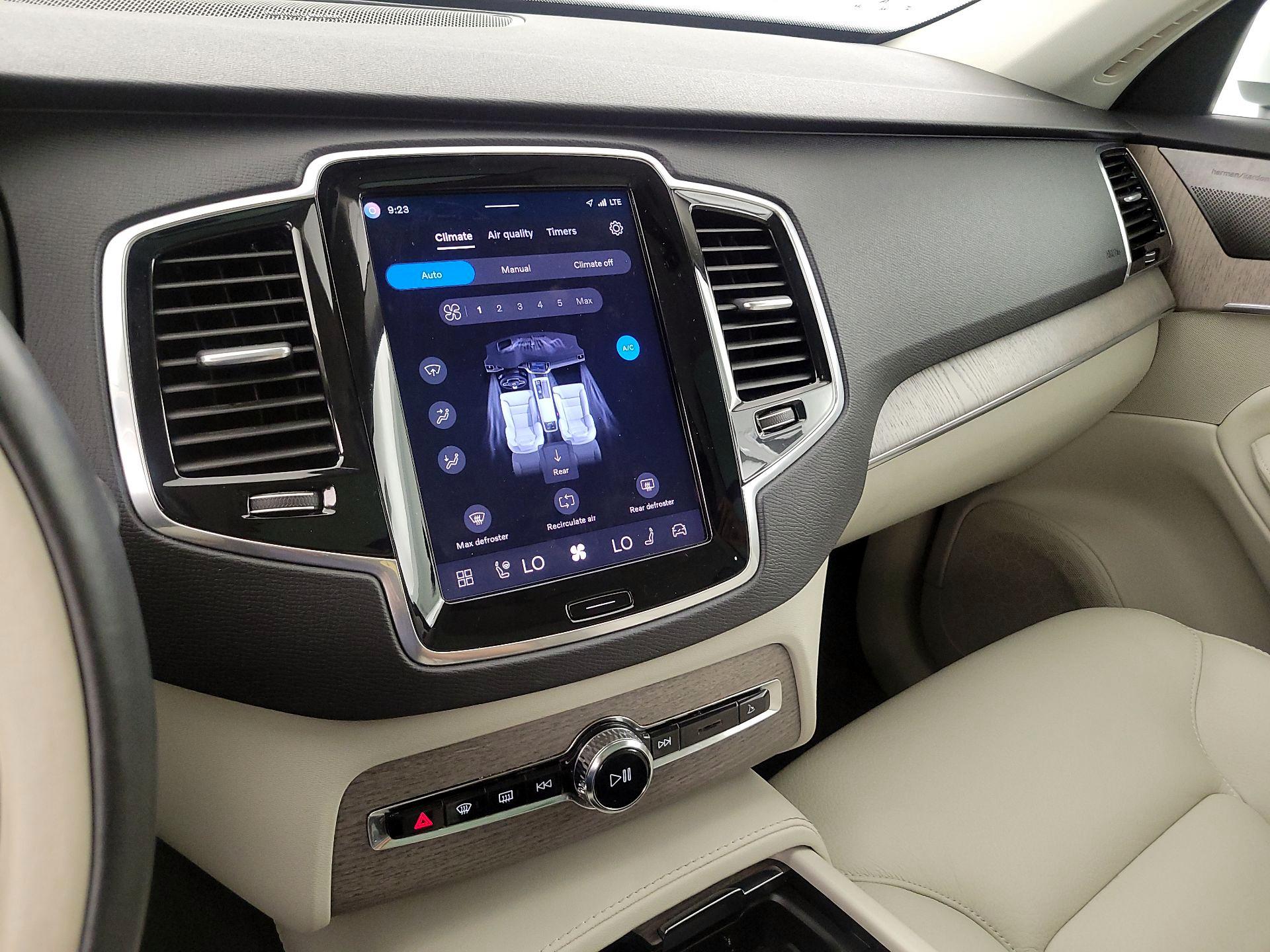 Thumbnail: 2024 Volvo XC90 - 17