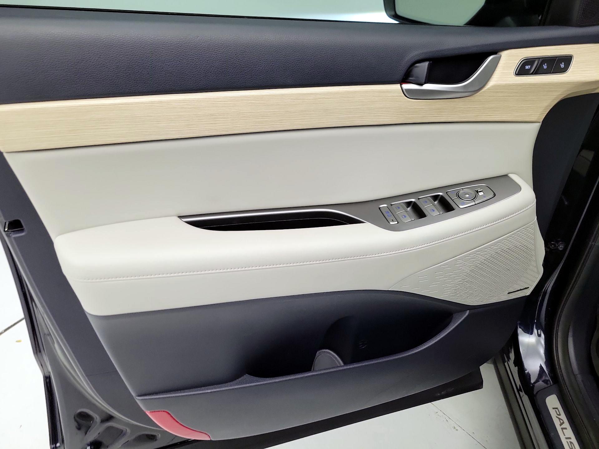 Thumbnail: 2025 Hyundai Palisade - 12