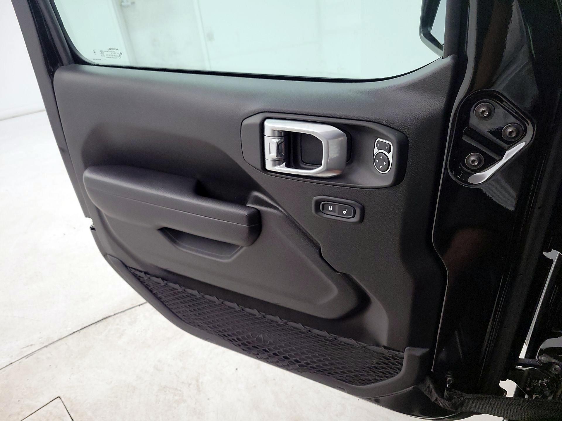 Thumbnail: 2024 Jeep Wrangler - 10