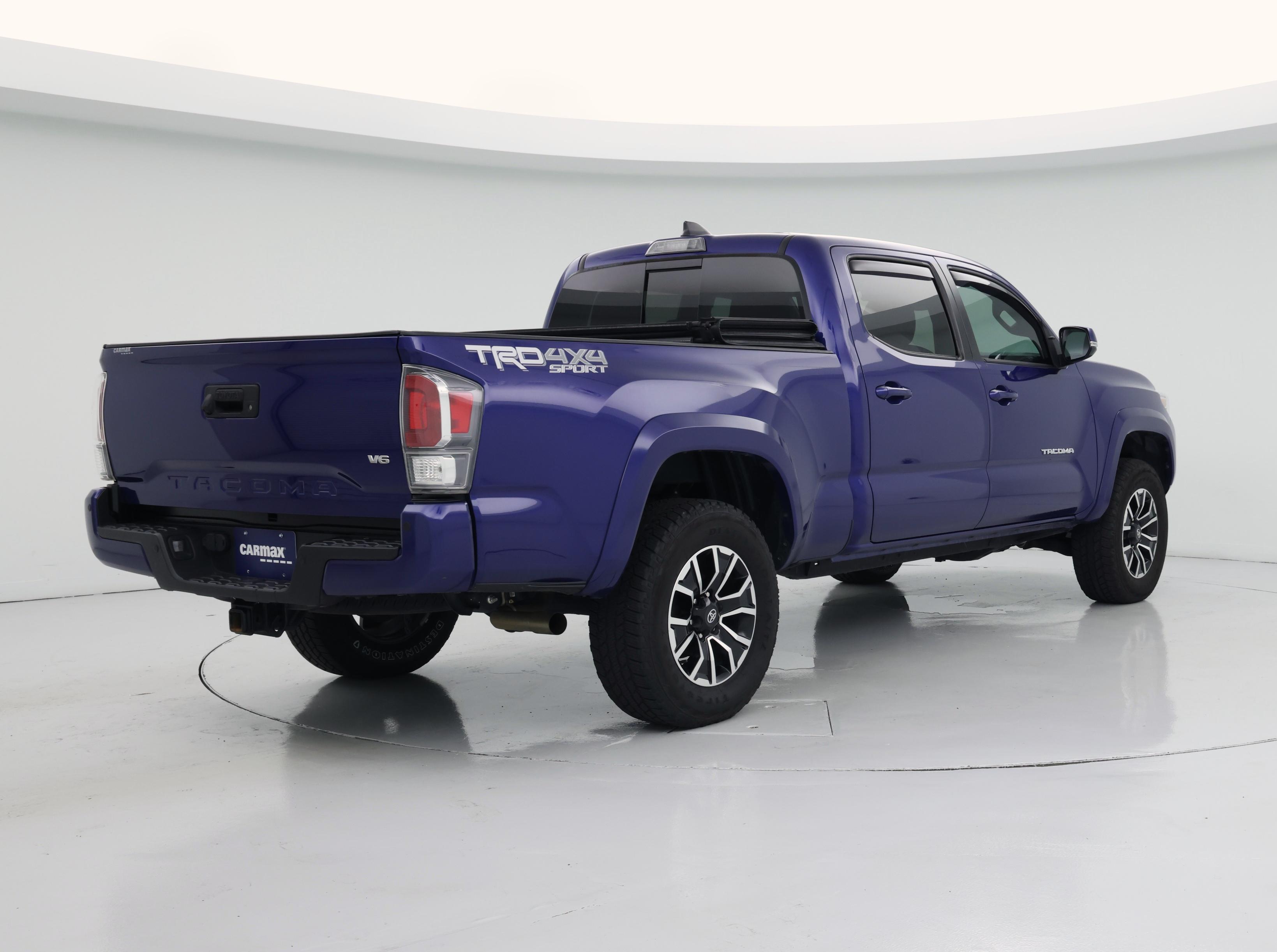 Thumbnail: 2022 Toyota Tacoma - 8