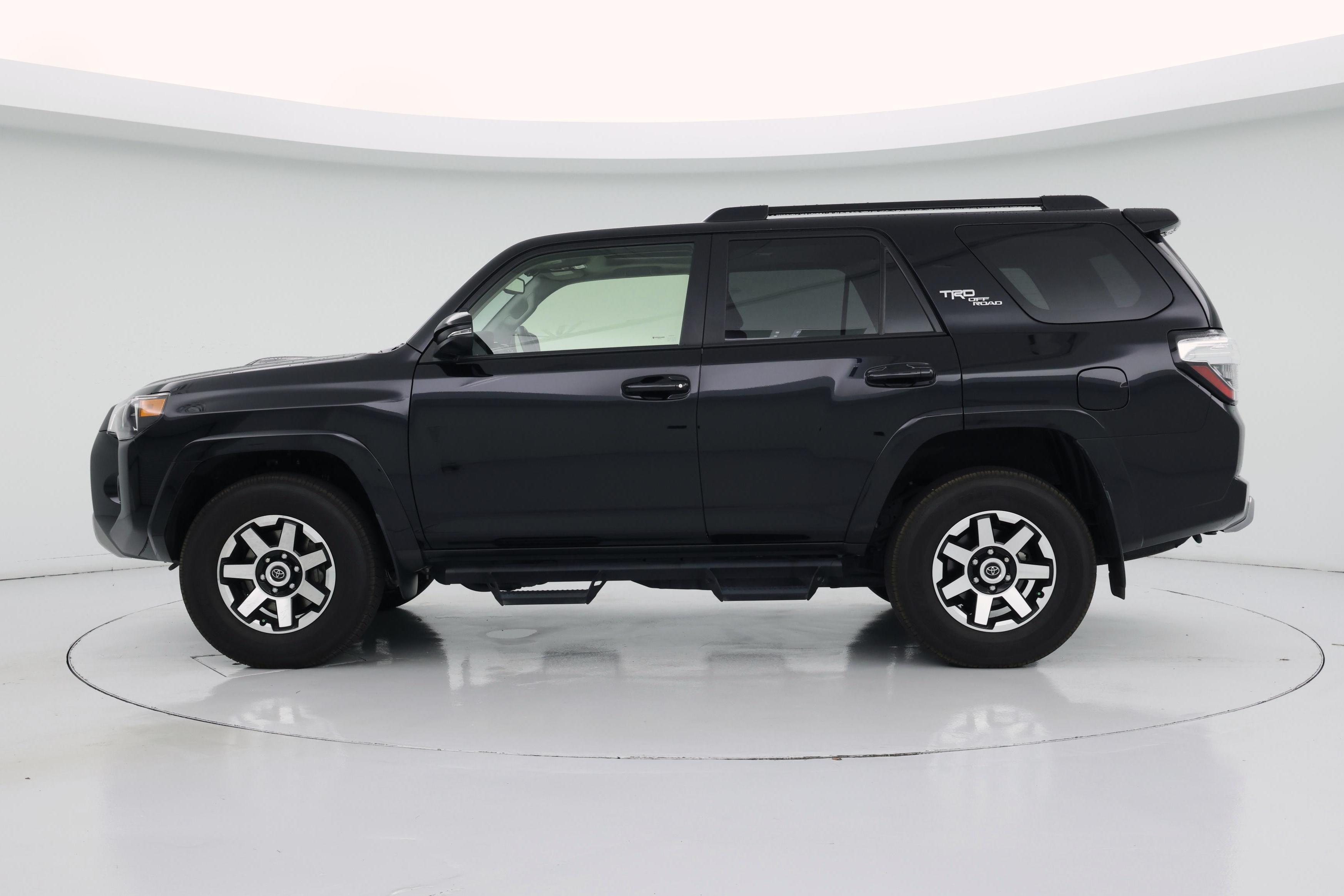 Thumbnail: 2023 Toyota 4Runner - 3