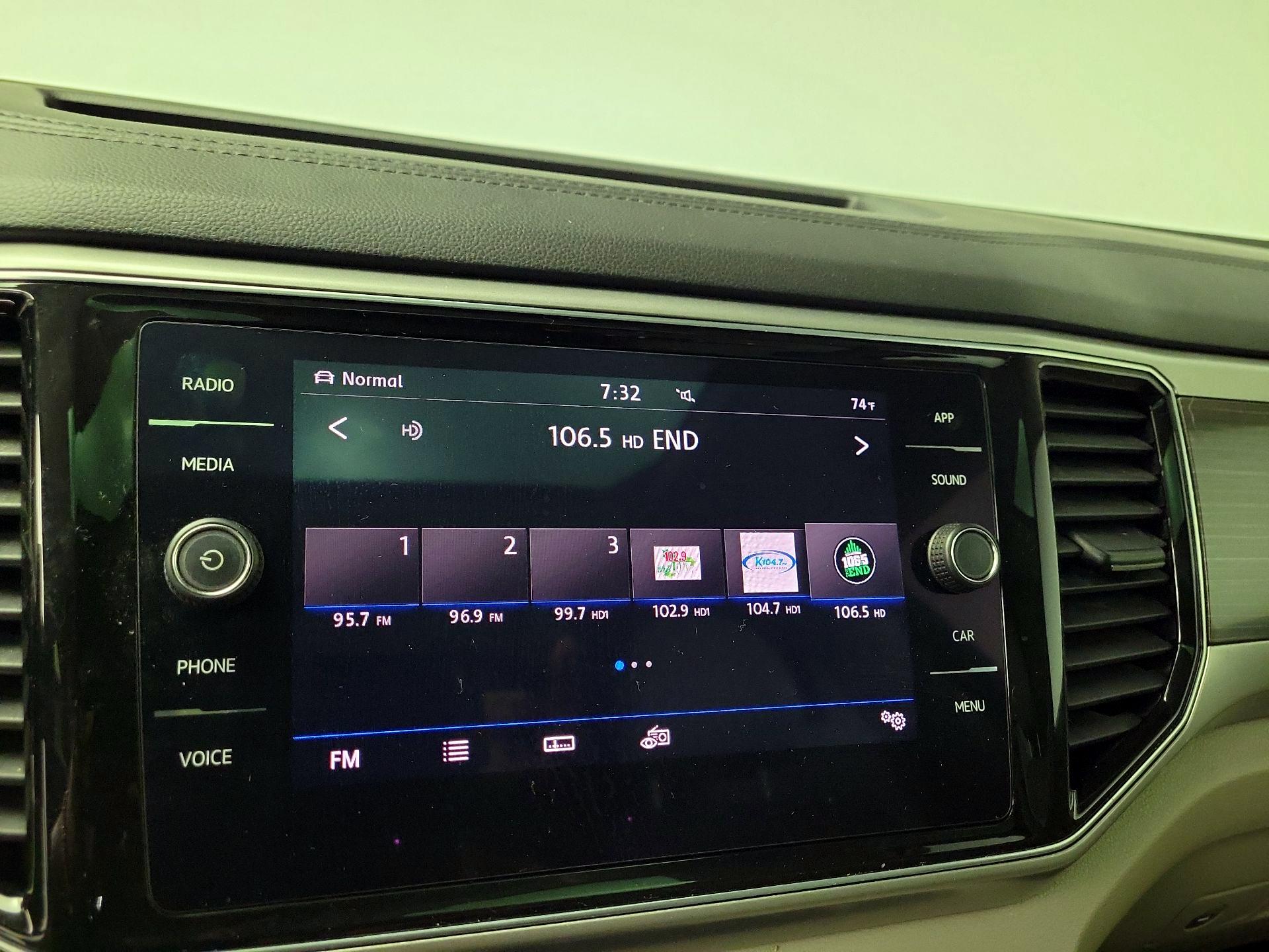 Thumbnail: 2018 Volkswagen Atlas - 15