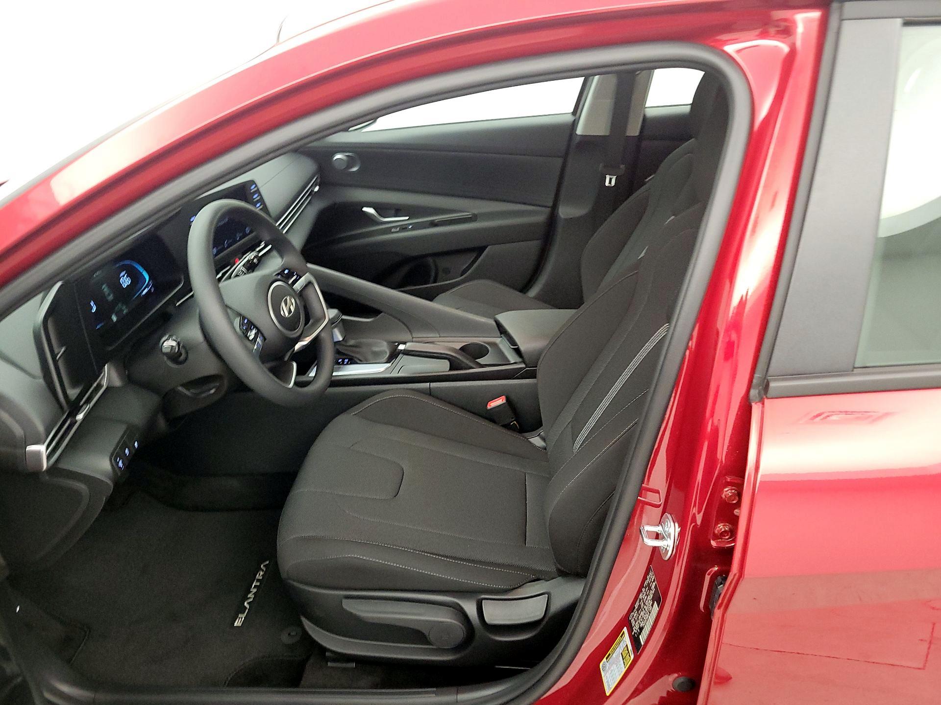 Thumbnail: 2026 Hyundai Elantra - 11