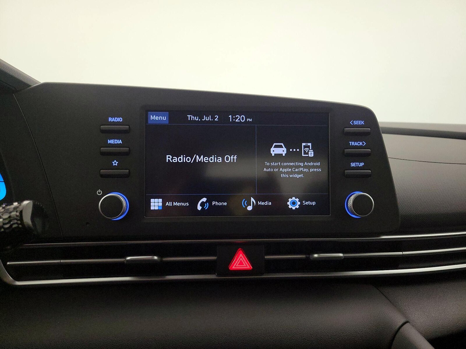 2026 Hyundai Elantra SE - Photo 8