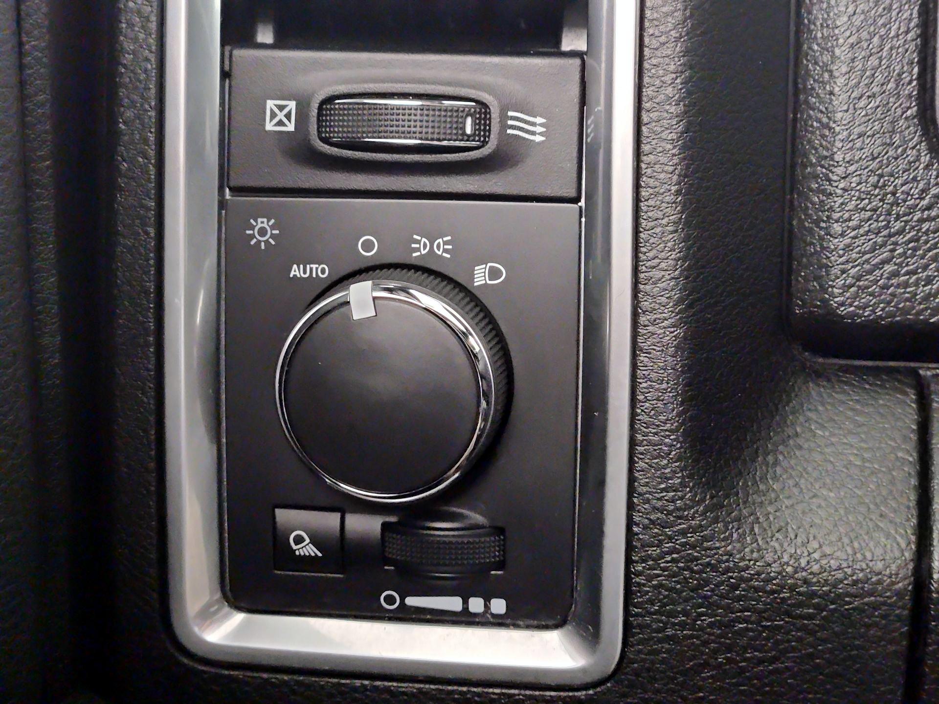 Thumbnail: 2024 RAM 1500 Classic - 13