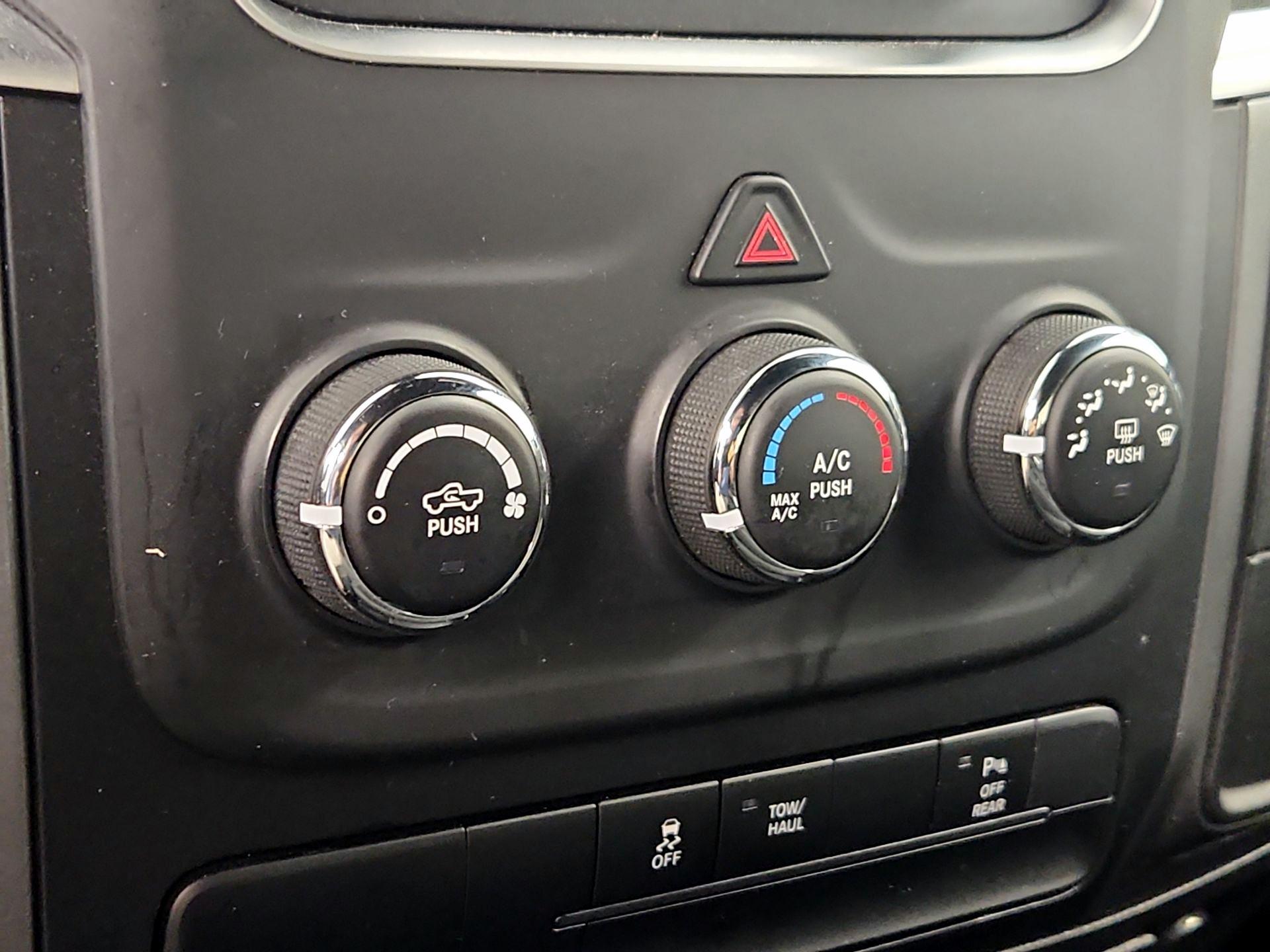 Thumbnail: 2024 RAM 1500 Classic - 16