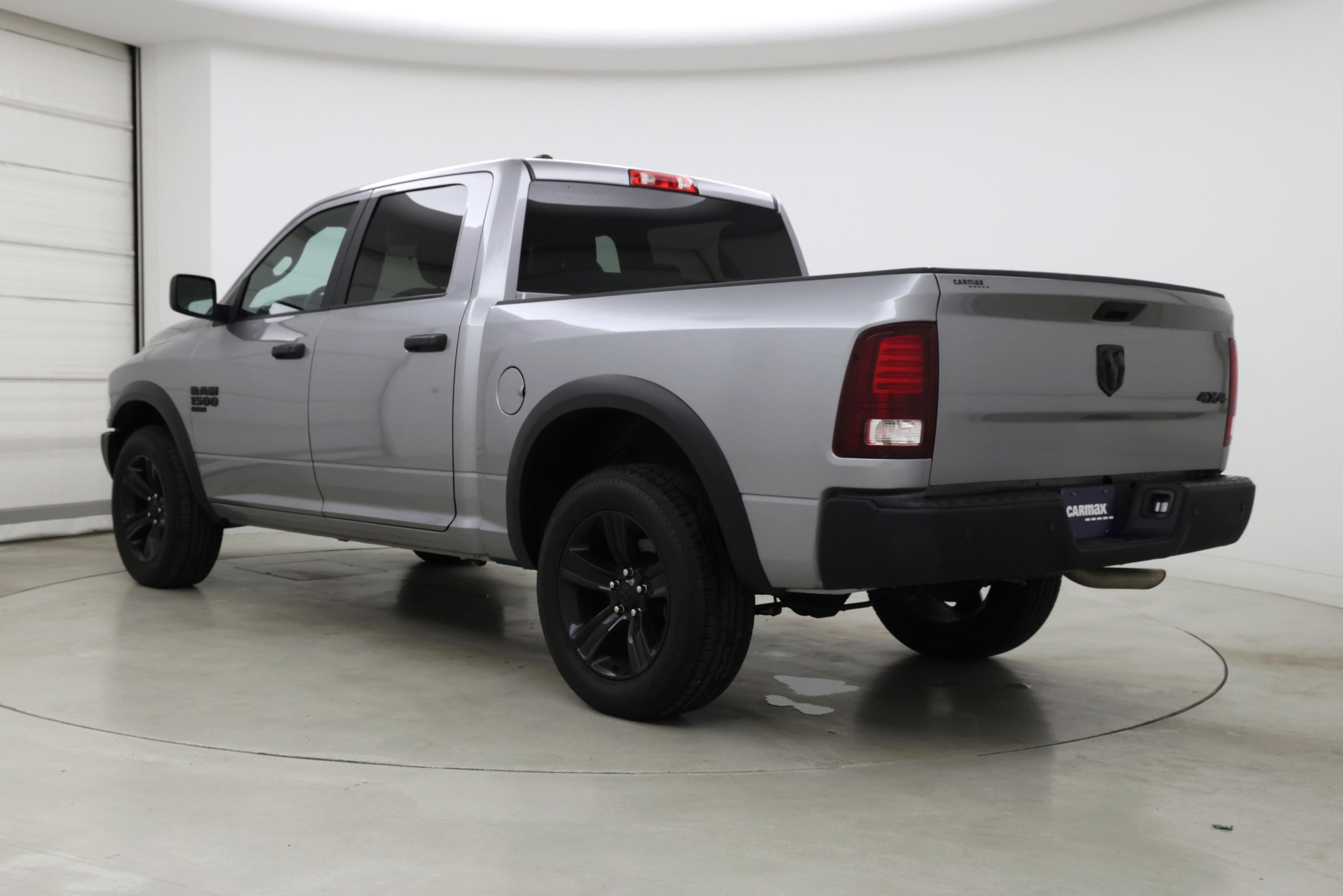 Thumbnail: 2024 RAM 1500 Classic - 2