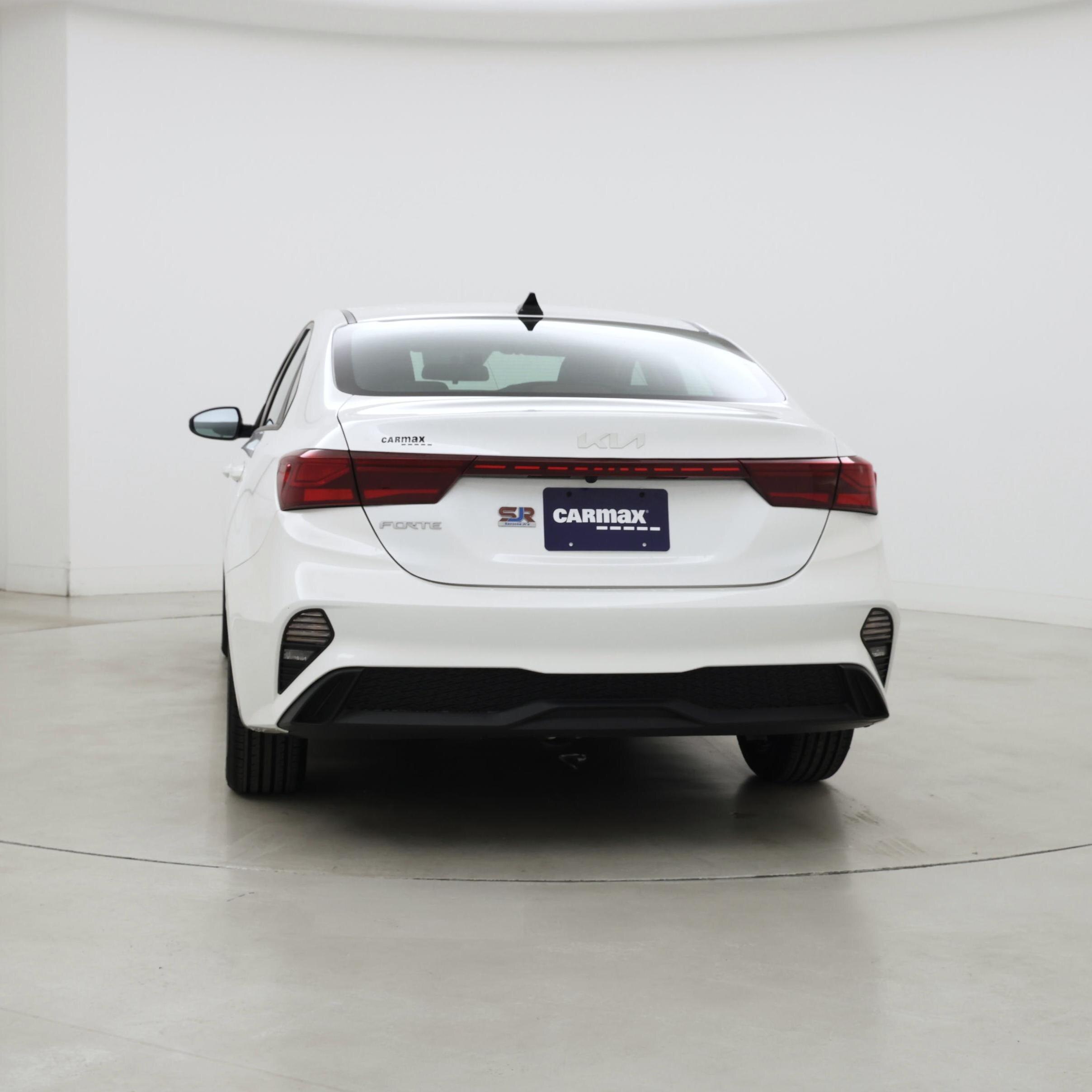 Thumbnail: 2024 Kia Forte - 6