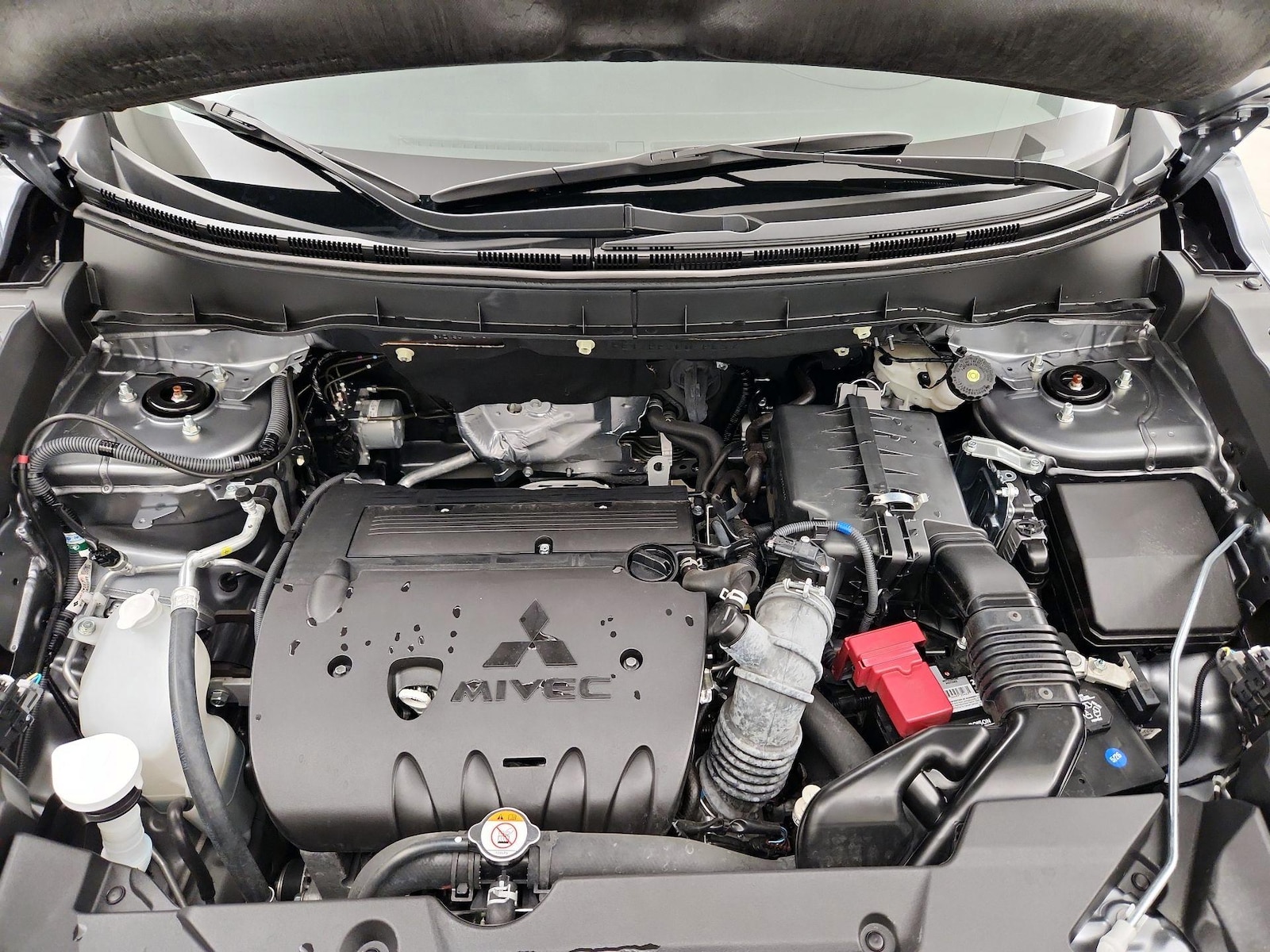 2025 Mitsubishi Outlander Sport ES - Photo 22