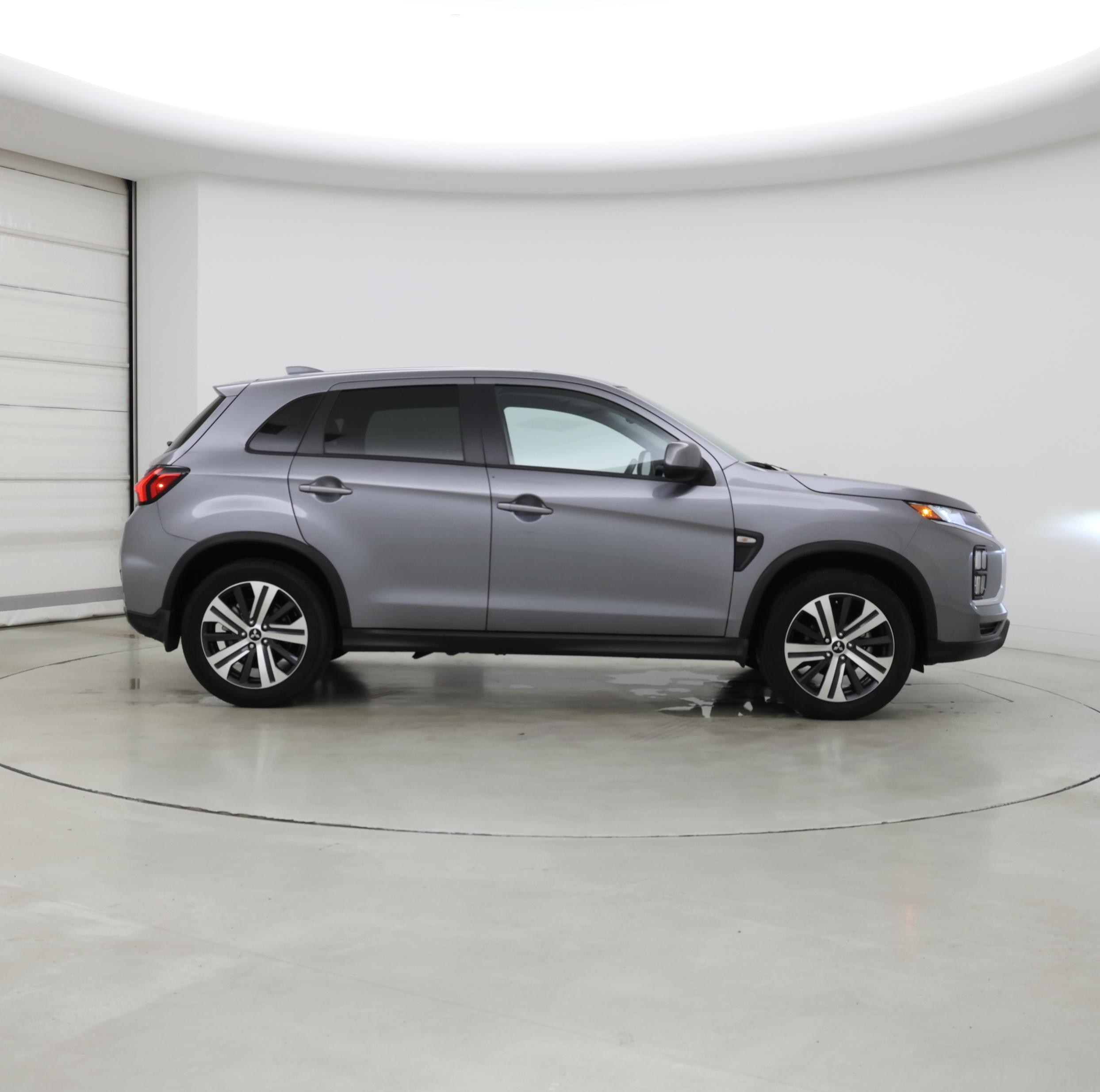 Thumbnail: 2025 Mitsubishi Outlander Sport - 7