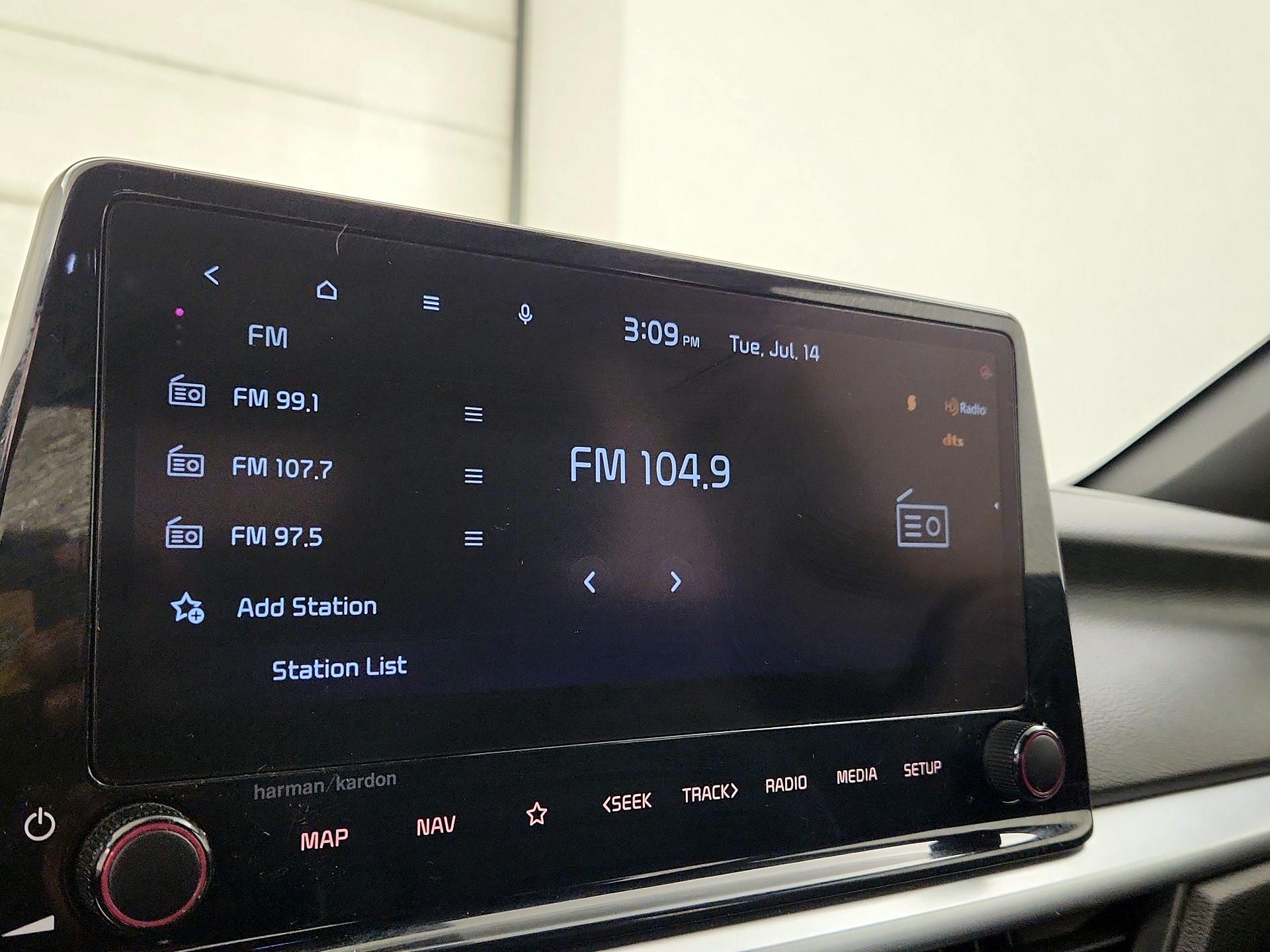 Thumbnail: 2024 Kia Forte - 16