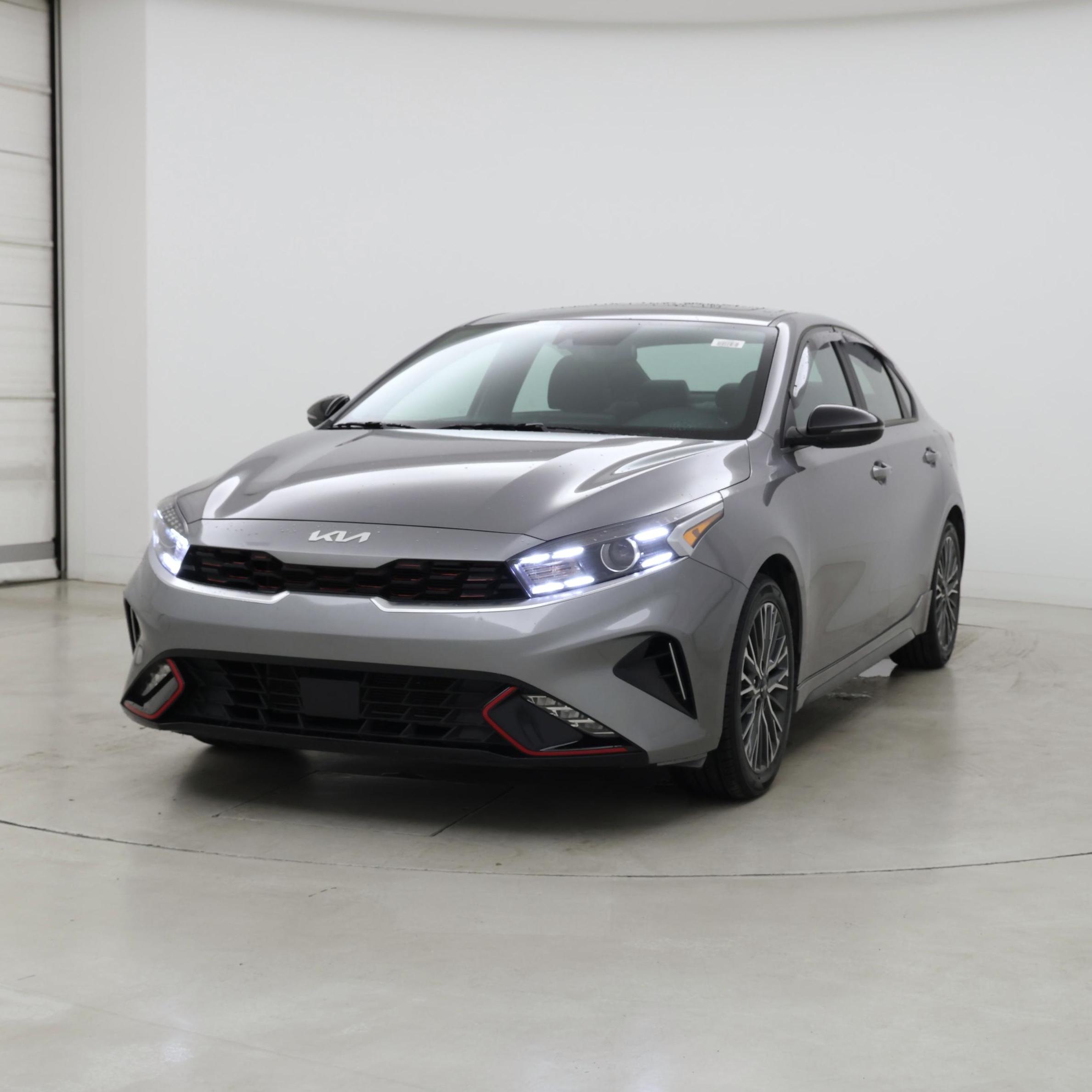 Thumbnail: 2024 Kia Forte - 4