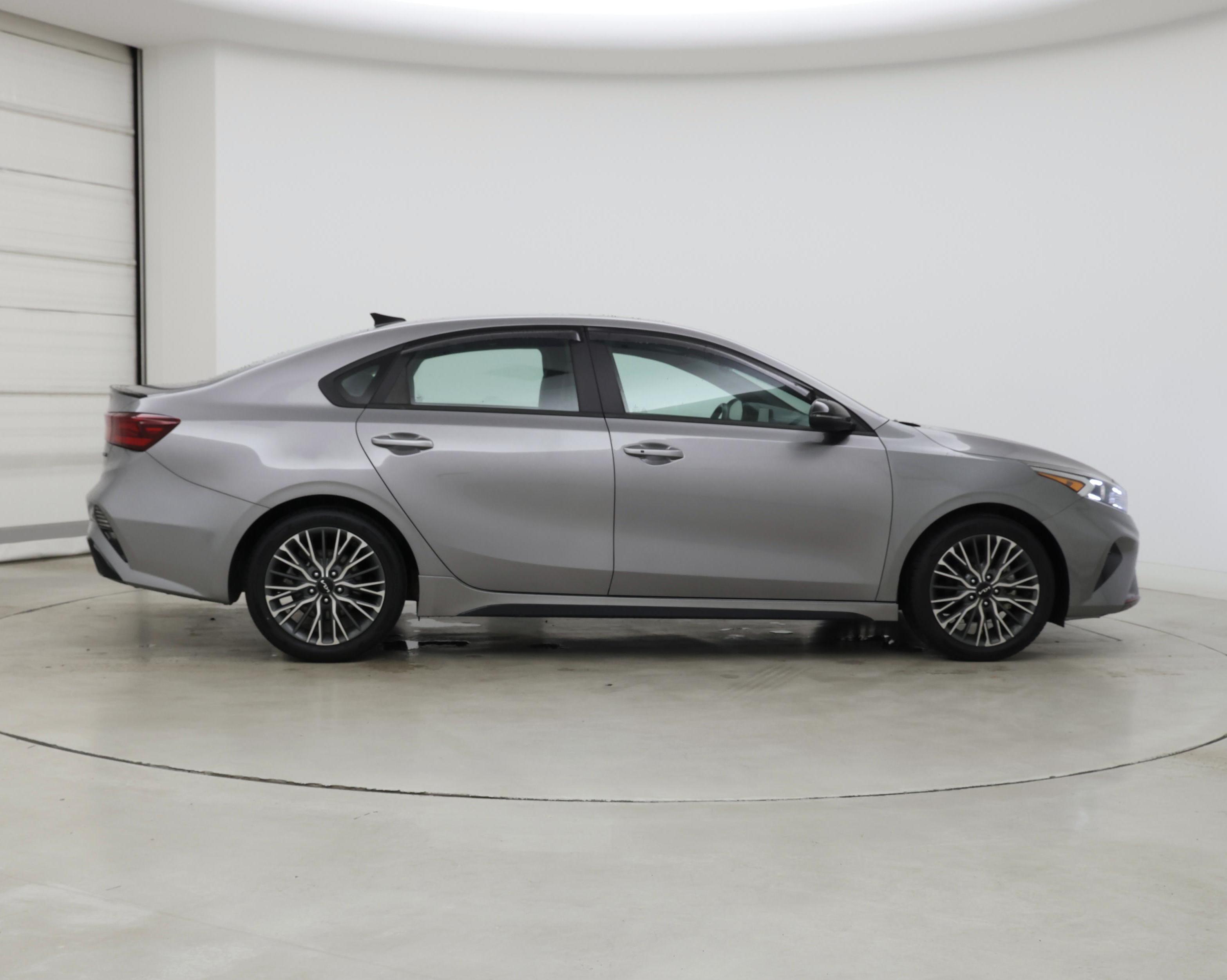 Thumbnail: 2024 Kia Forte - 7