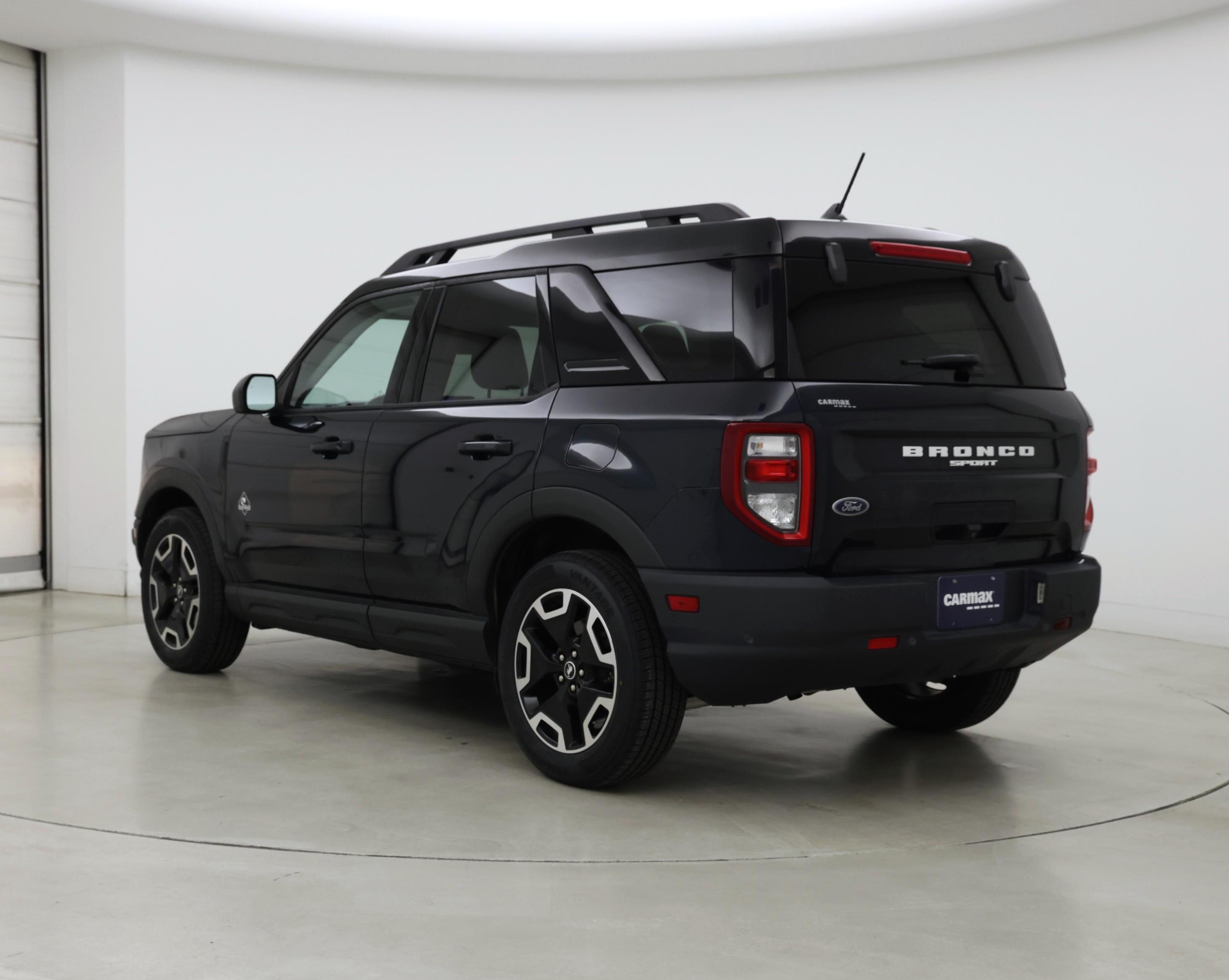 Thumbnail: 2022 Ford Bronco Sport - 2
