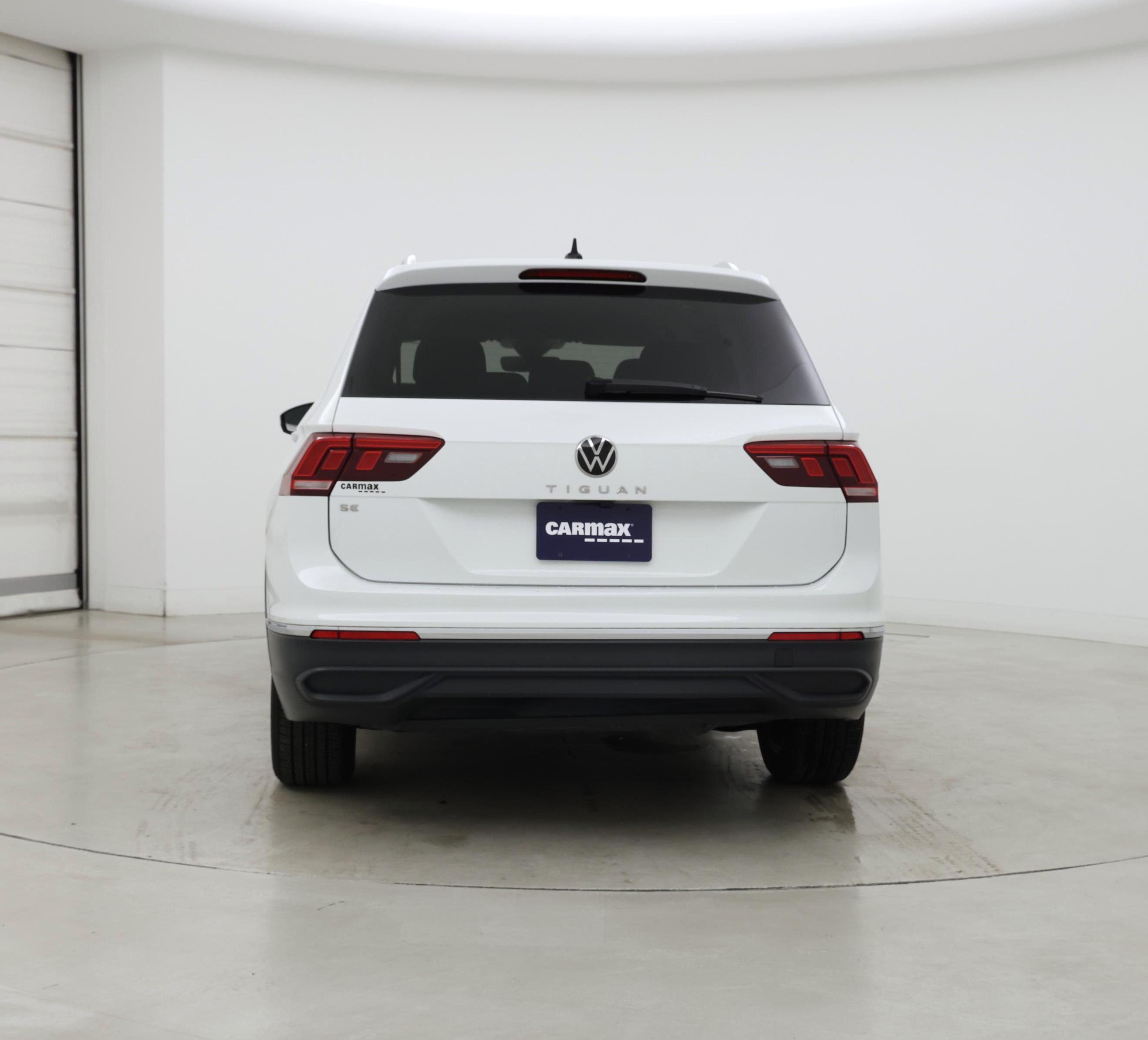Thumbnail: 2024 Volkswagen Tiguan - 6
