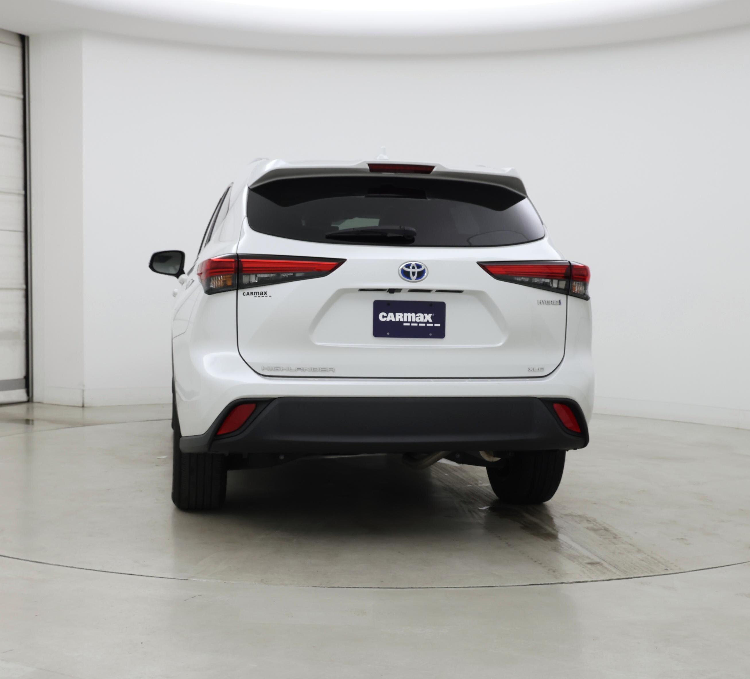 Thumbnail: 2023 Toyota Highlander - 6