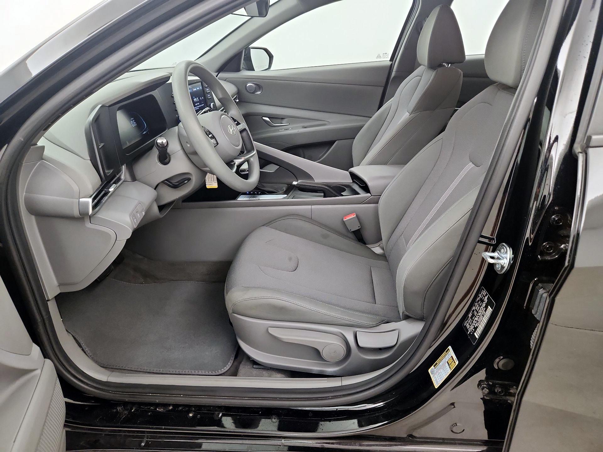 Thumbnail: 2025 Hyundai Elantra - 11