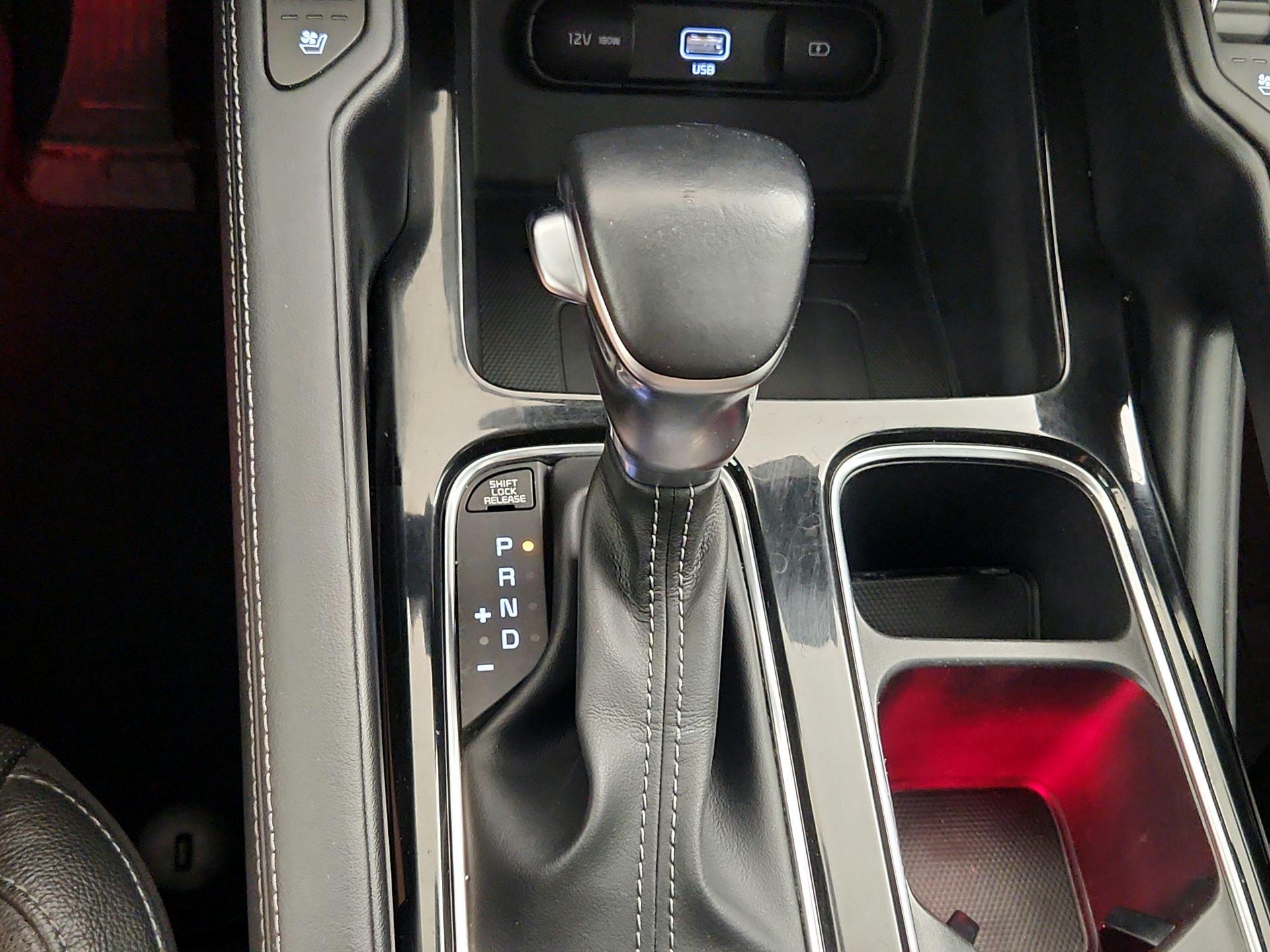 Thumbnail: 2021 Kia Telluride - 18