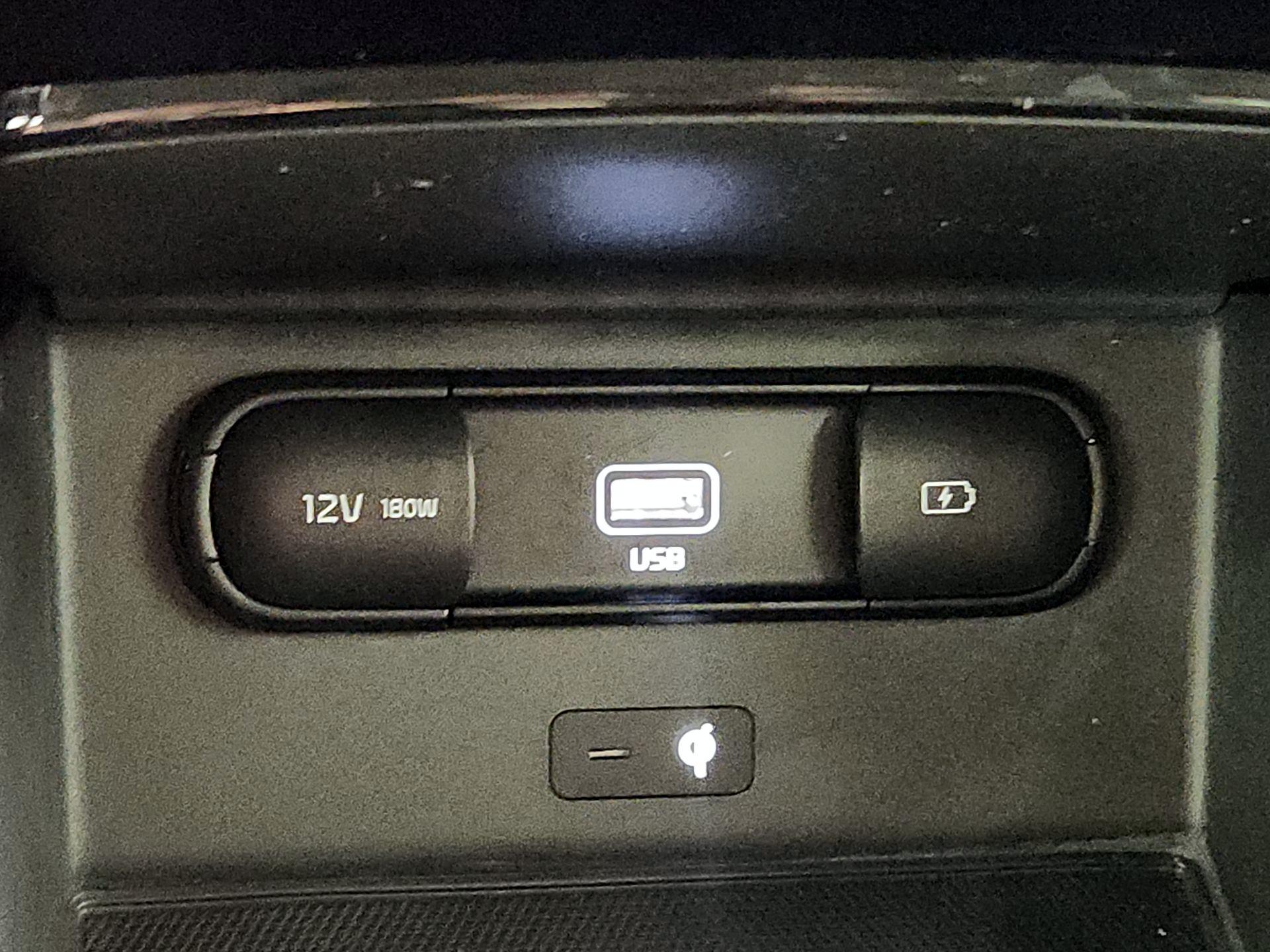 Thumbnail: 2021 Kia Telluride - 19
