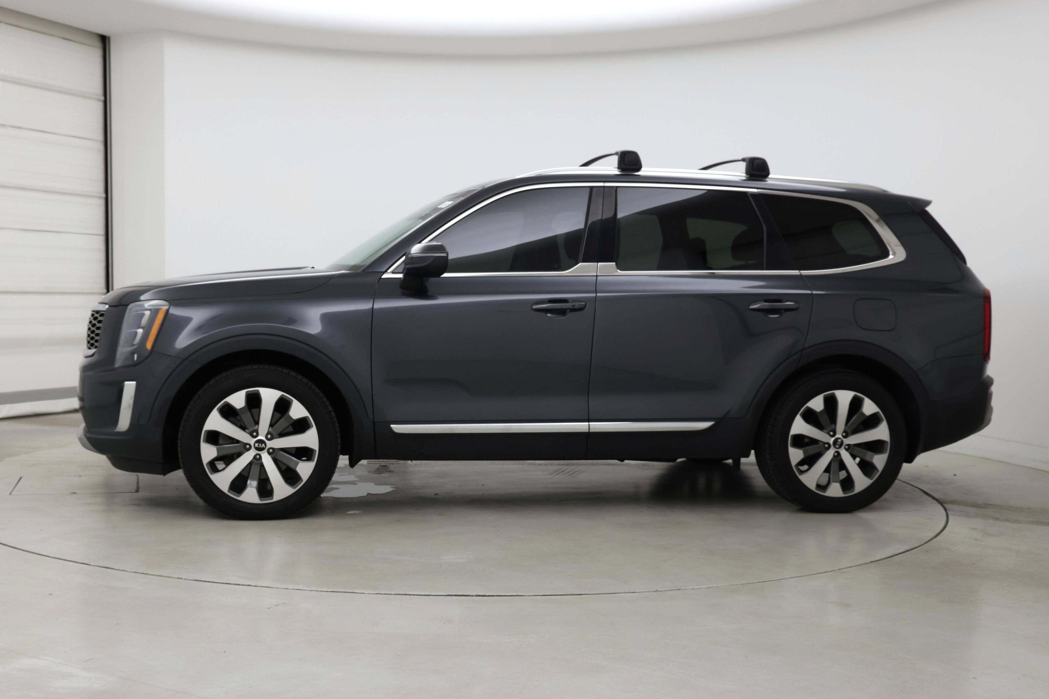Thumbnail: 2021 Kia Telluride - 3