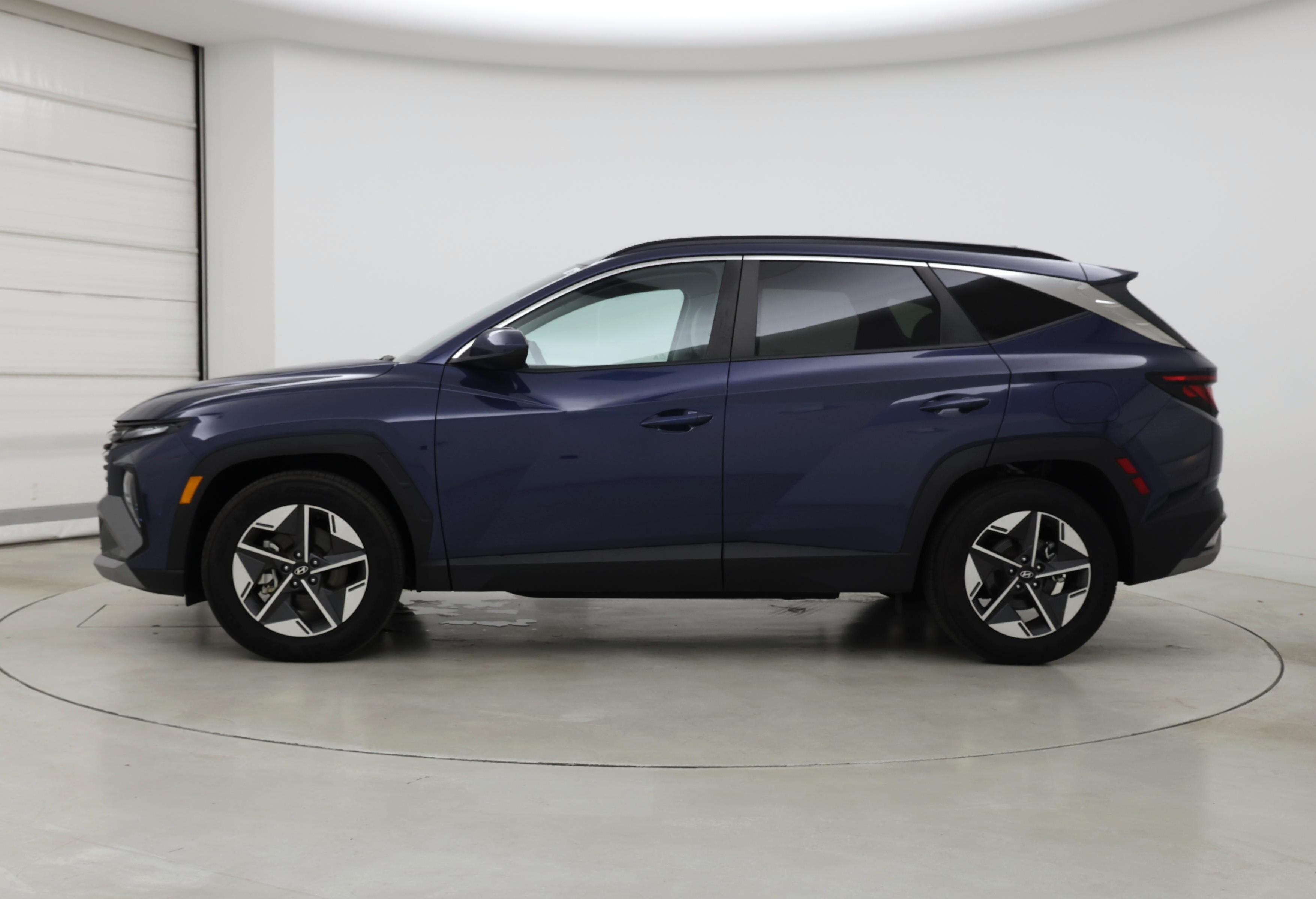 Thumbnail: 2025 Hyundai Tucson - 3