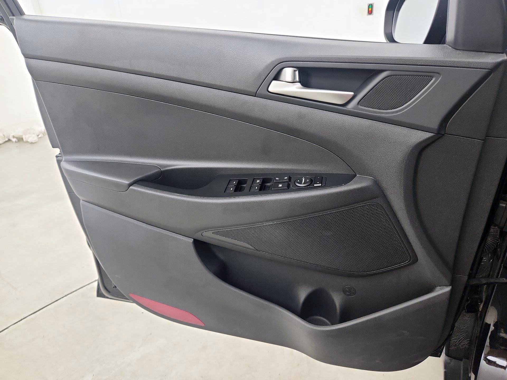 Thumbnail: 2021 Hyundai Tucson - 12