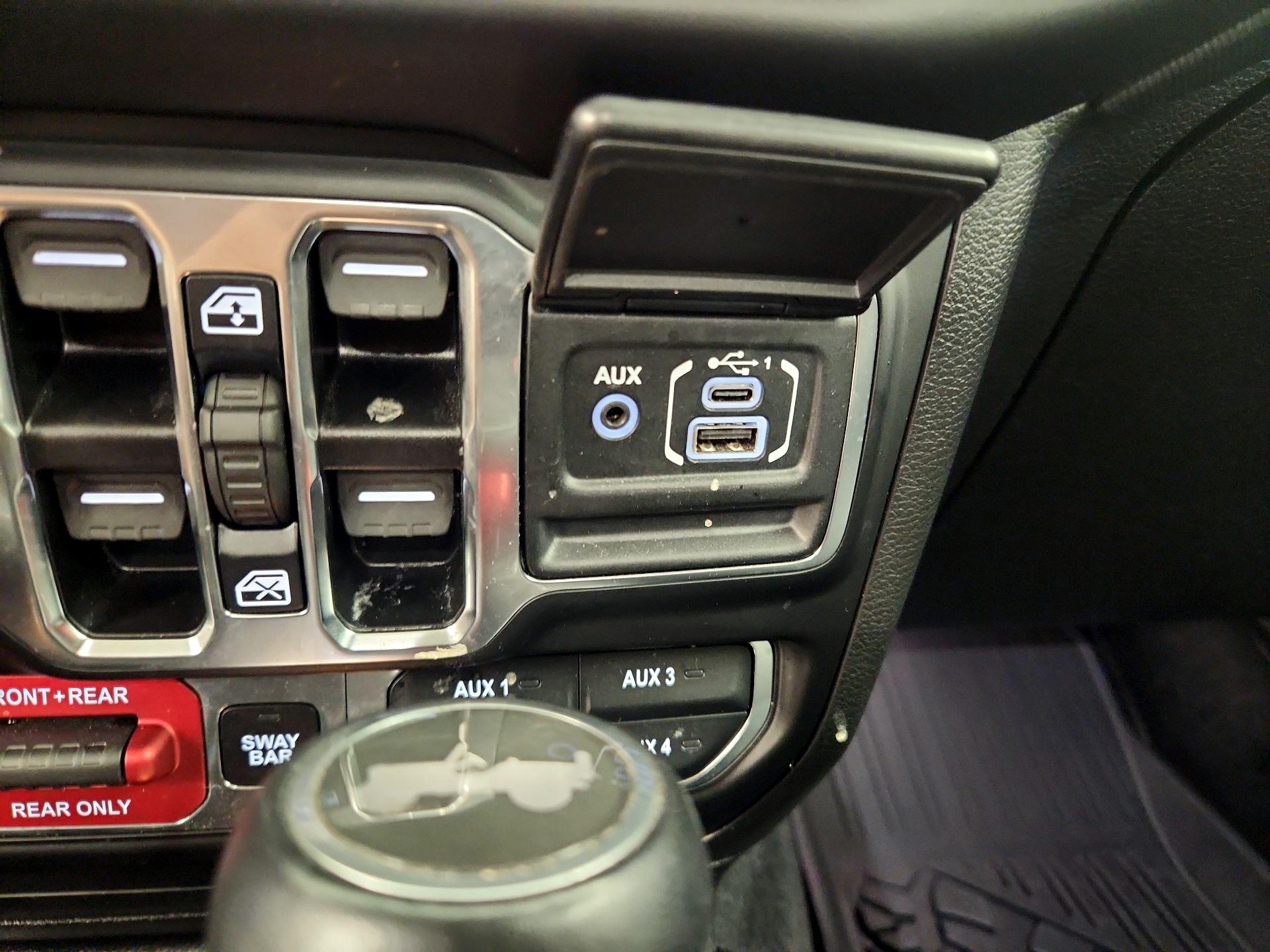 Thumbnail: 2023 Jeep Wrangler - 19