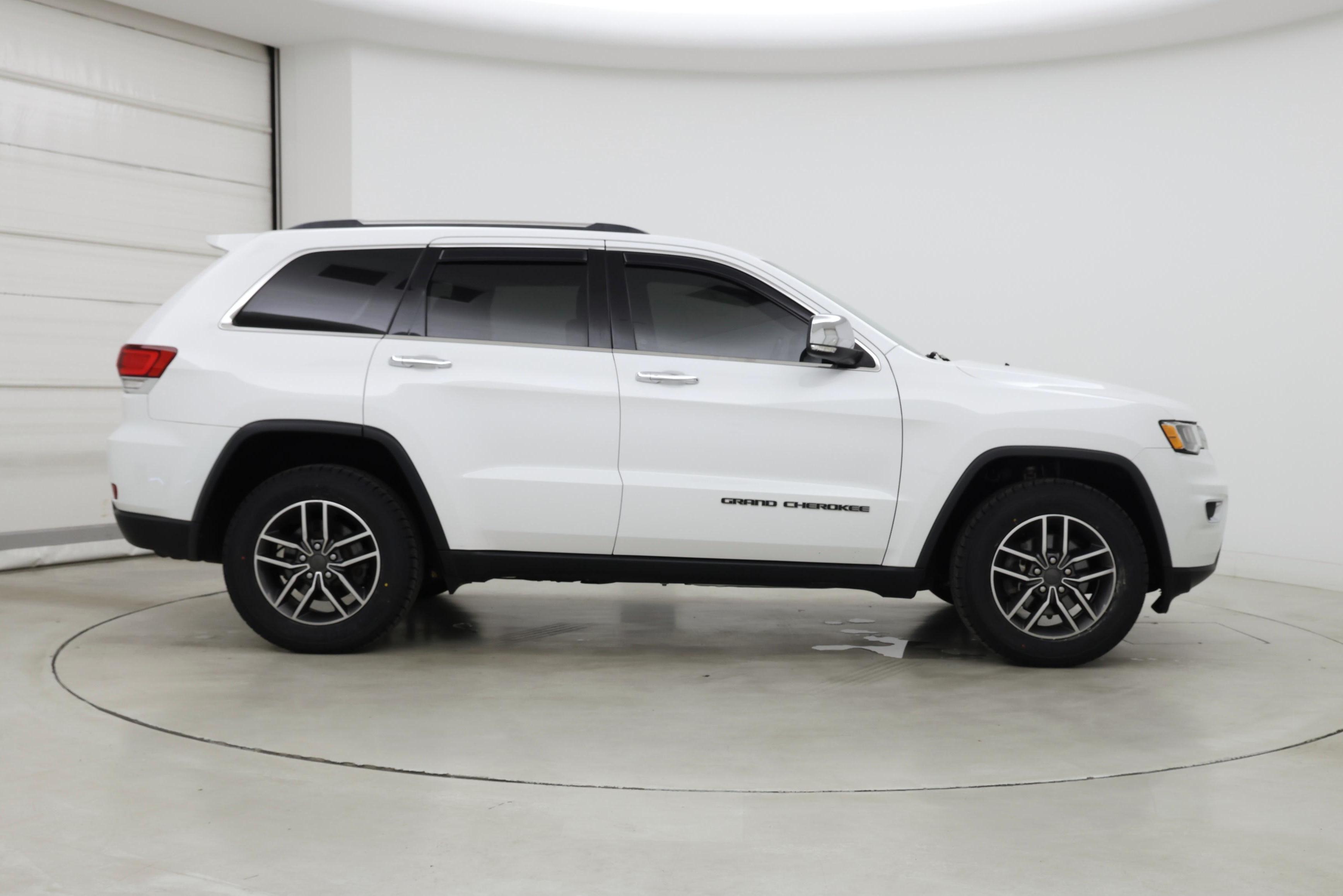 Thumbnail: 2020 Jeep Grand Cherokee - 7