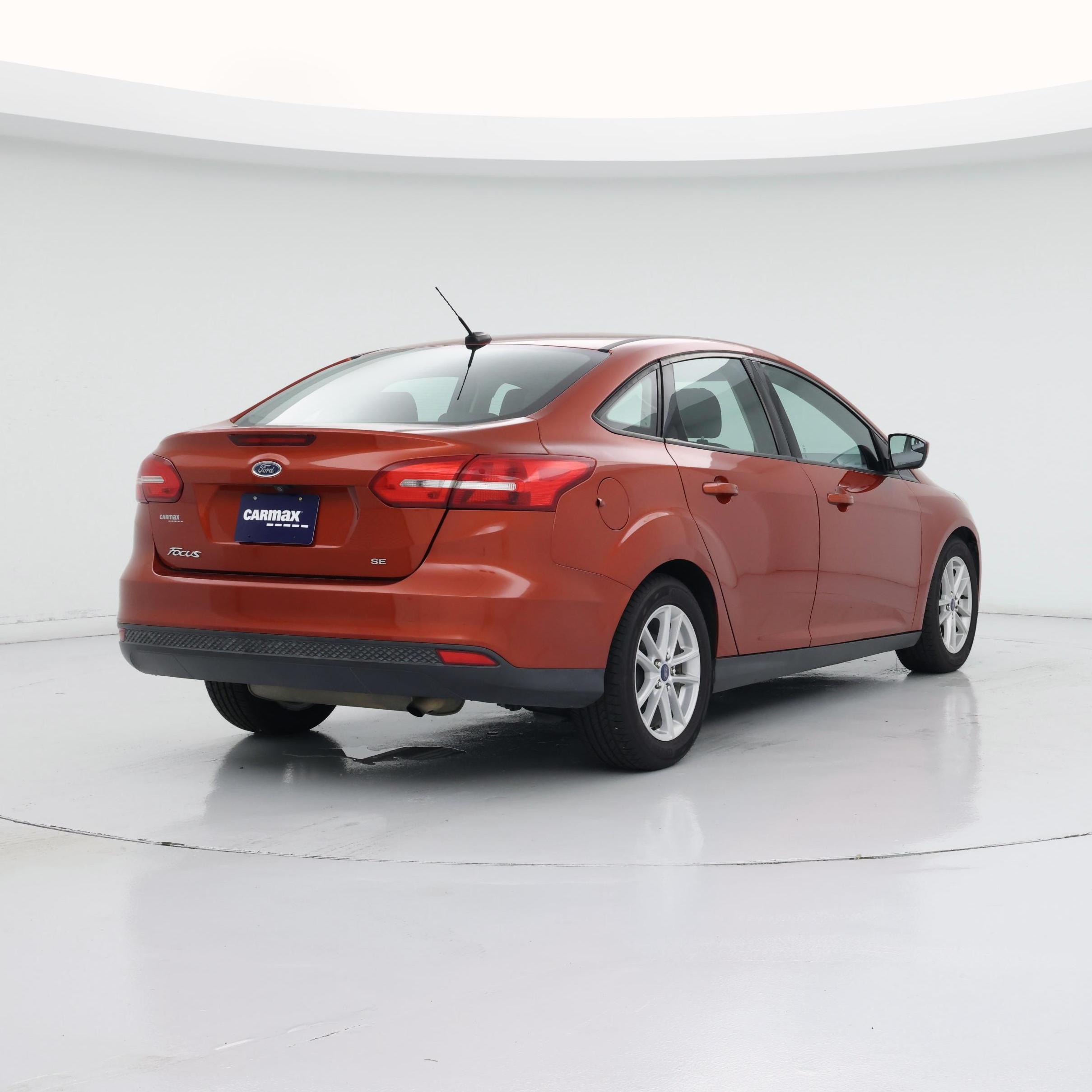 Thumbnail: 2018 Ford Focus - 8