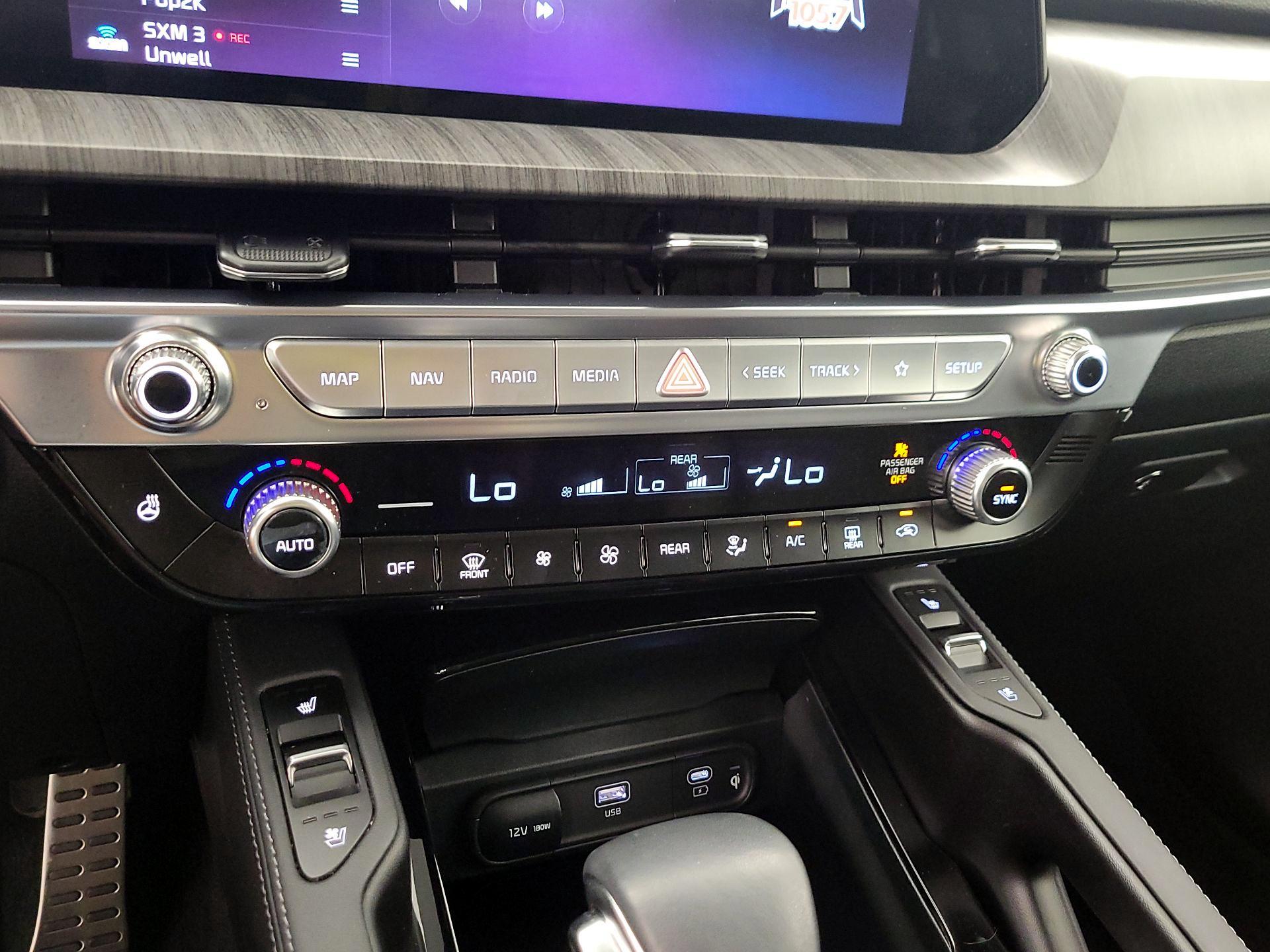 Thumbnail: 2024 Kia Telluride - 17