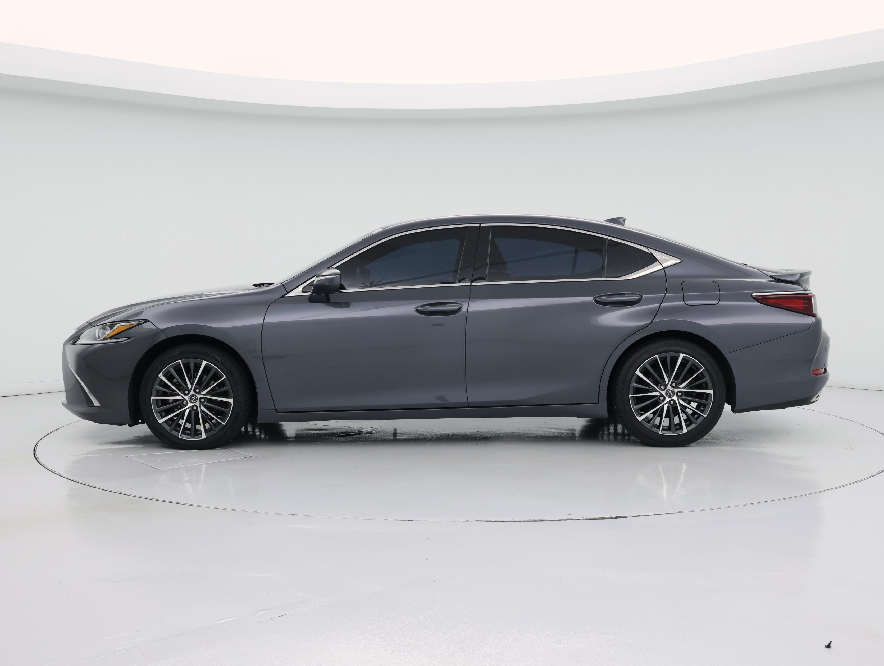 Thumbnail: 2023 Lexus ES - 3