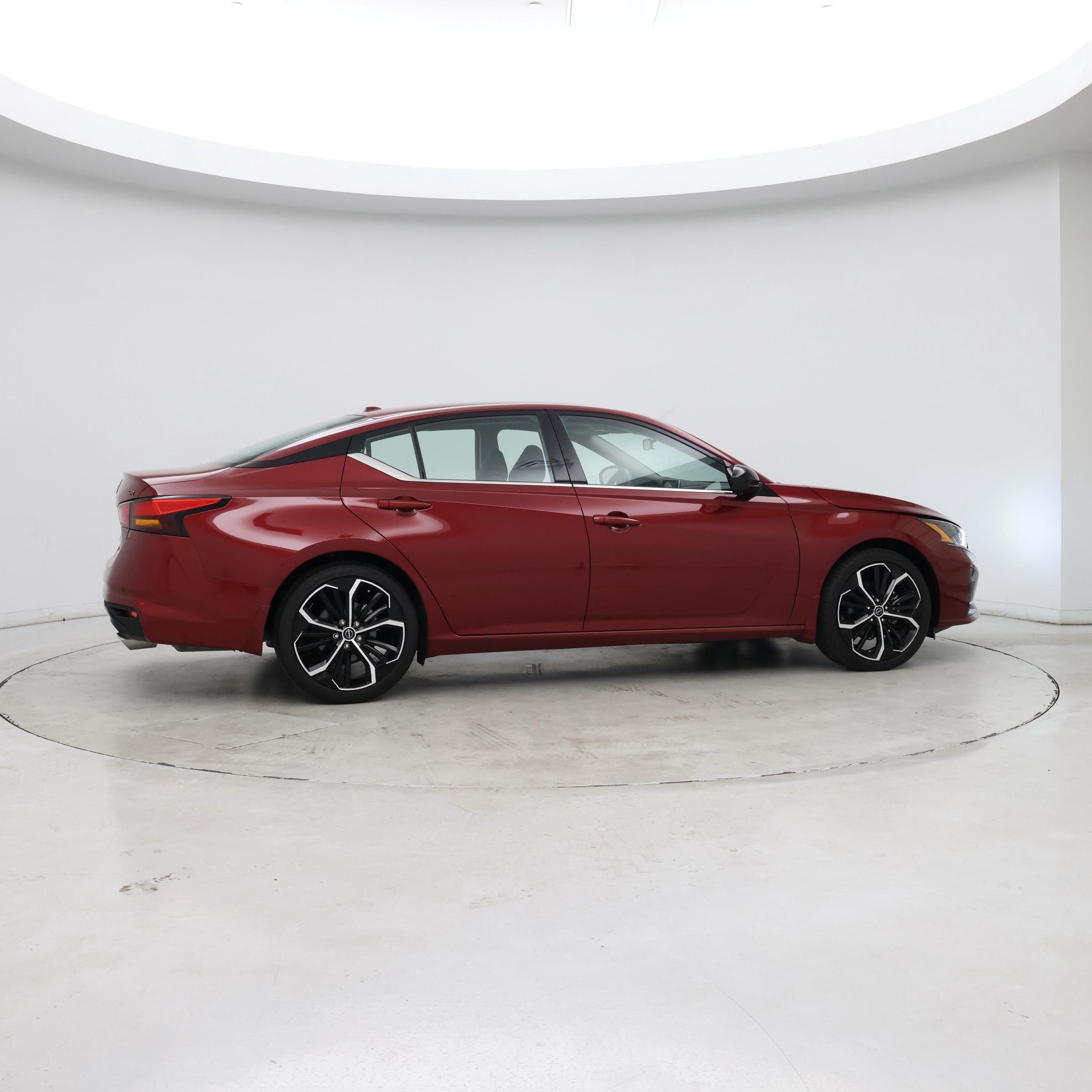 Thumbnail: 2024 Nissan Altima - 8
