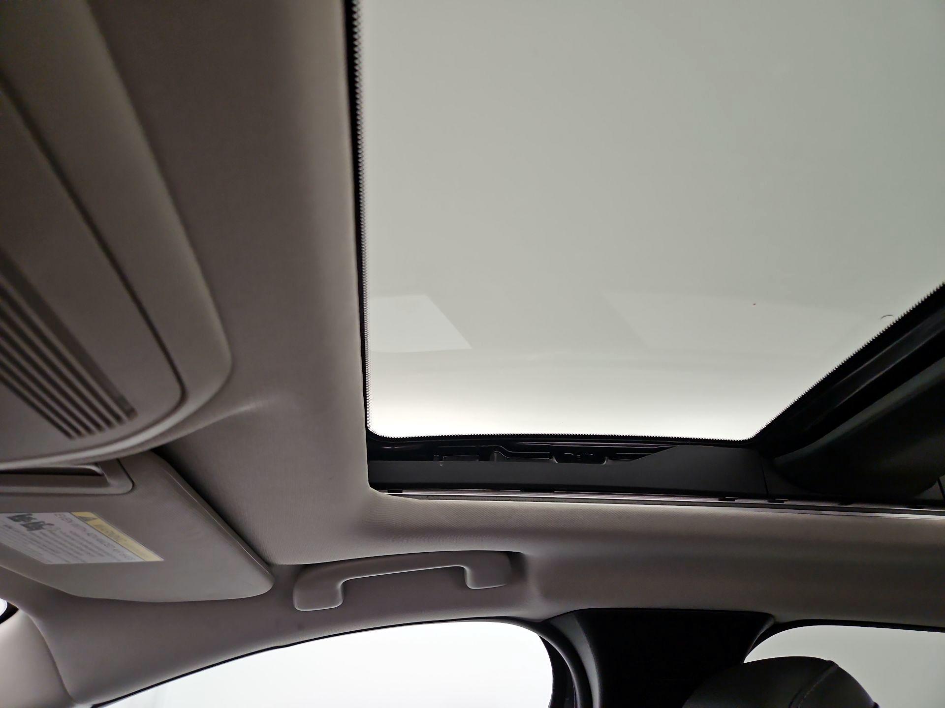 Thumbnail: 2023 Mazda CX-50 - 18