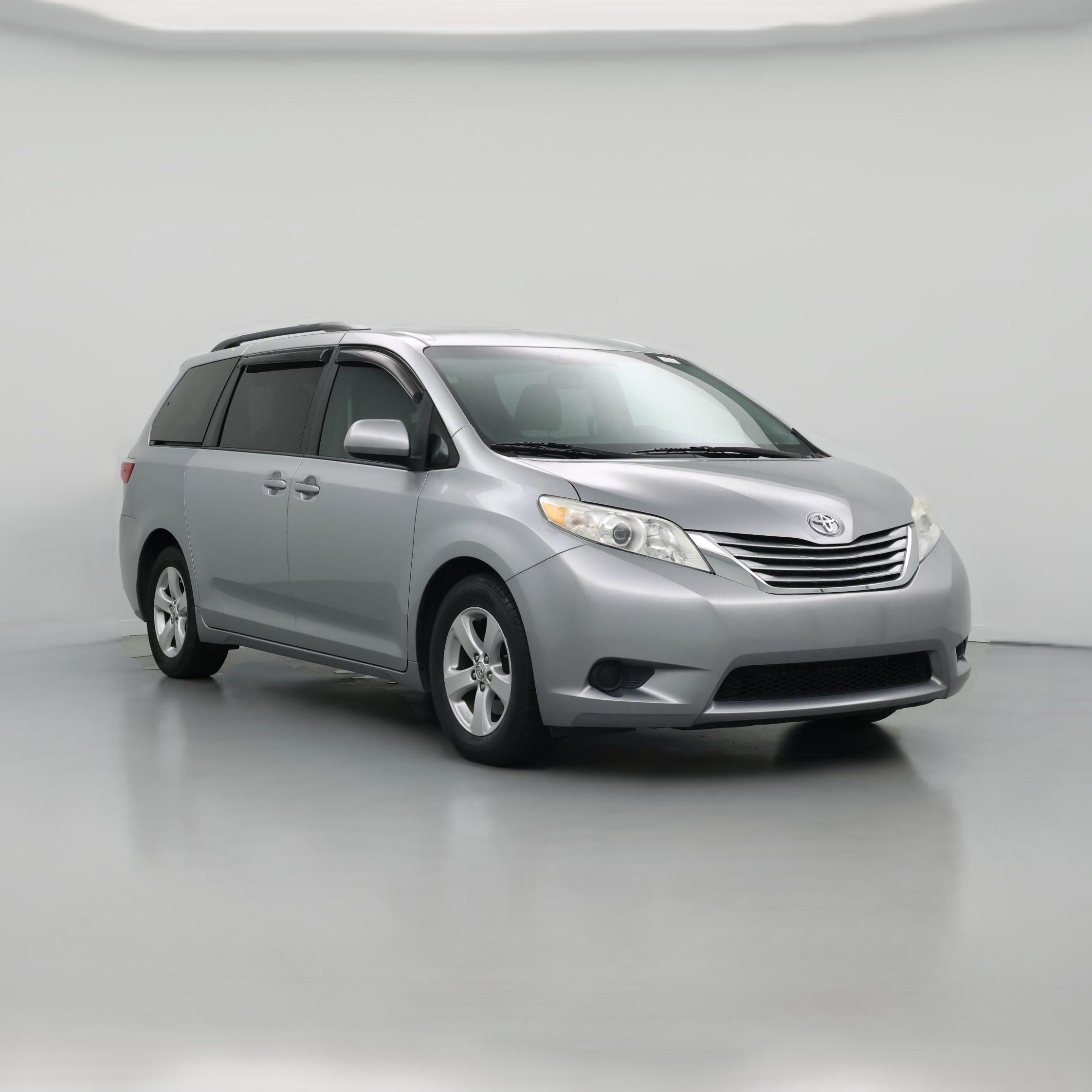 Thumbnail: 2016 Toyota Sienna - 1