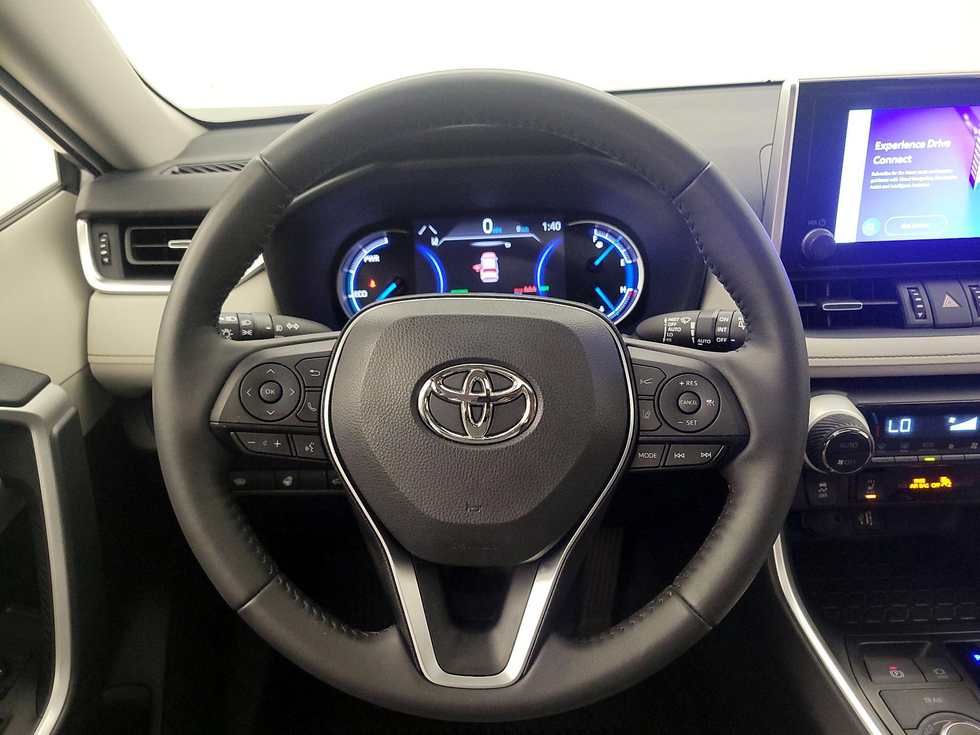 Thumbnail: 2023 Toyota RAV4 - 10