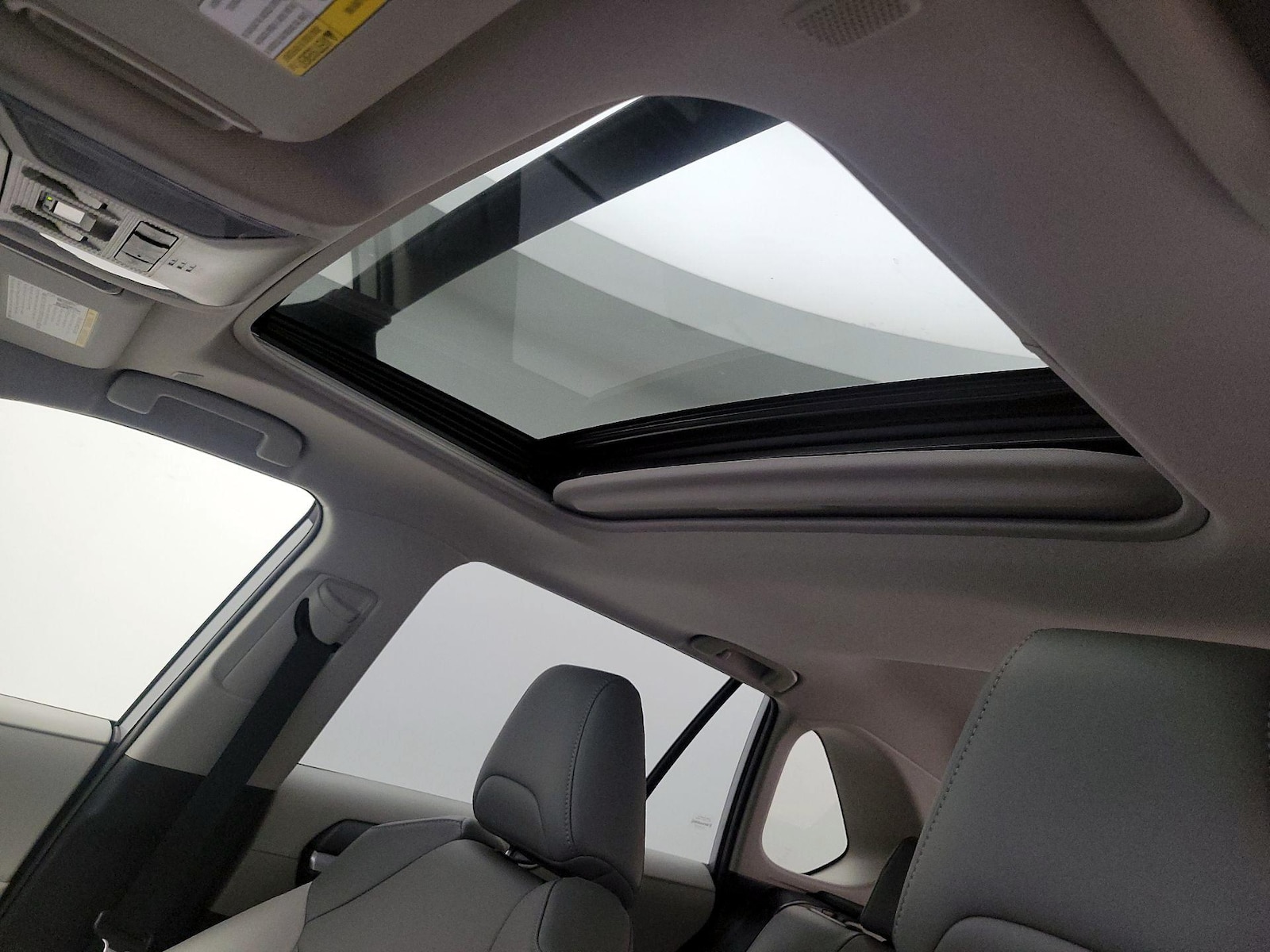 2023 Toyota RAV4 XLE Premium - Photo 19