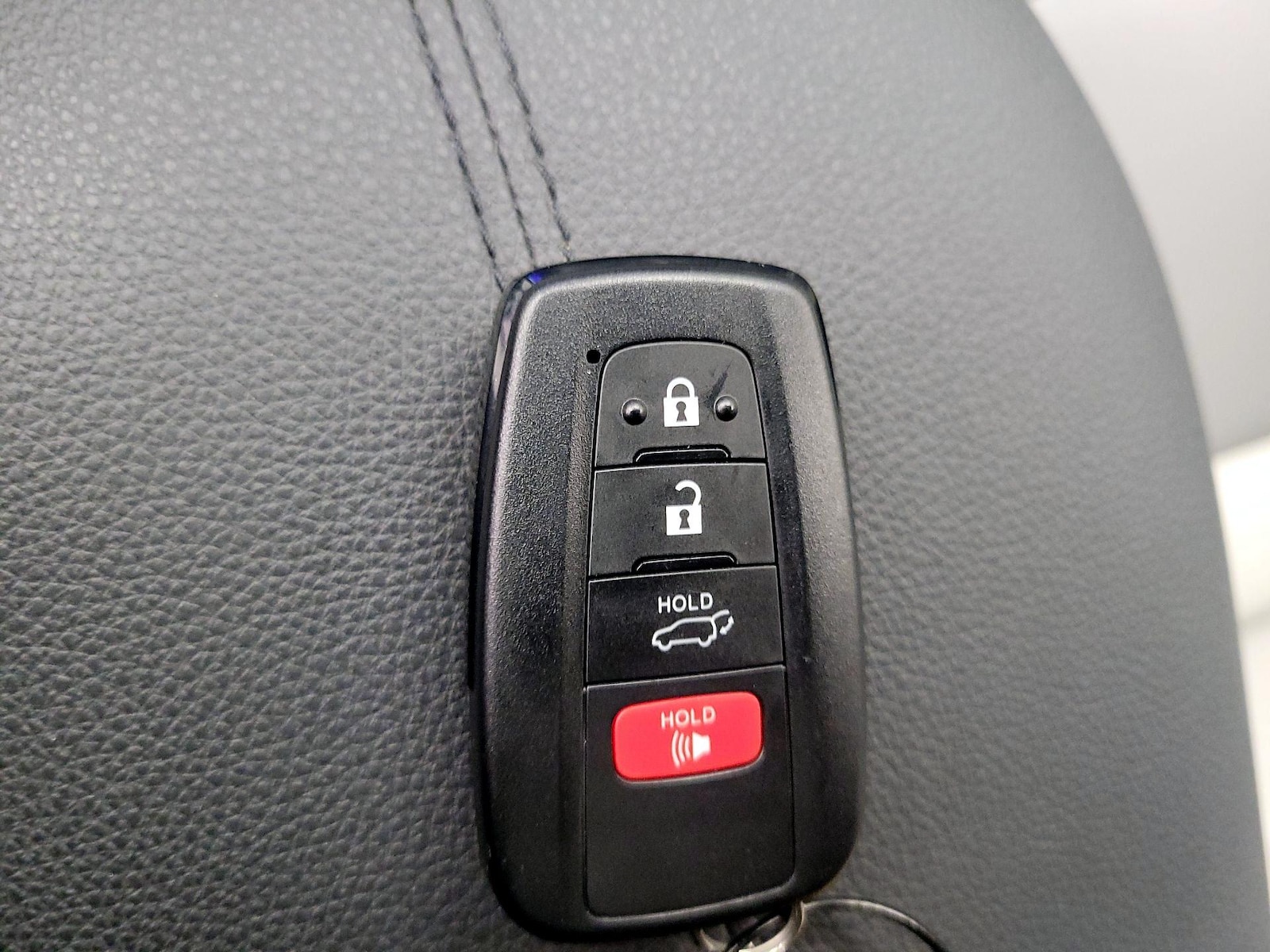 2023 Toyota RAV4 XLE Premium - Photo 23