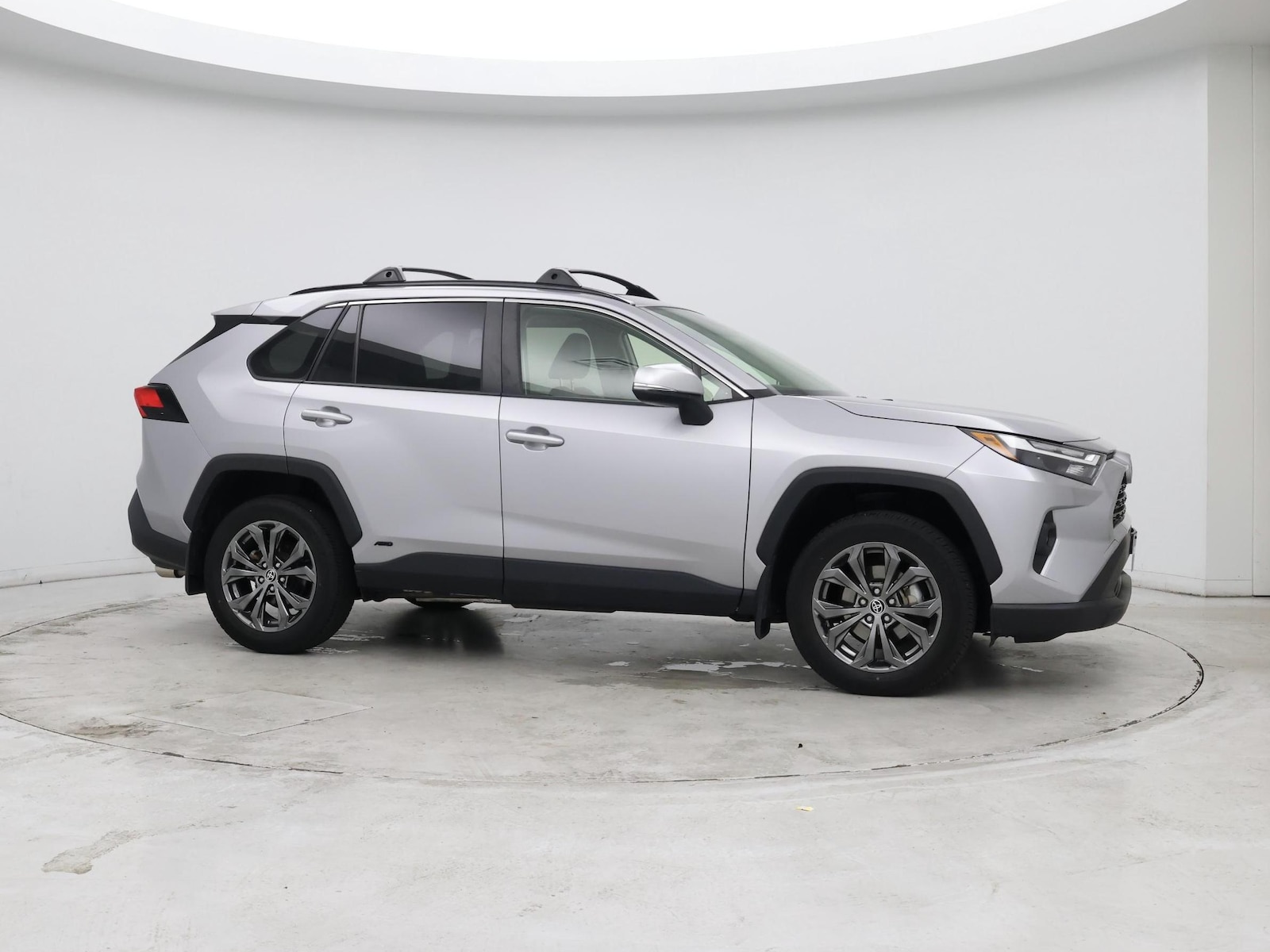 2023 Toyota RAV4 XLE Premium - Photo 8