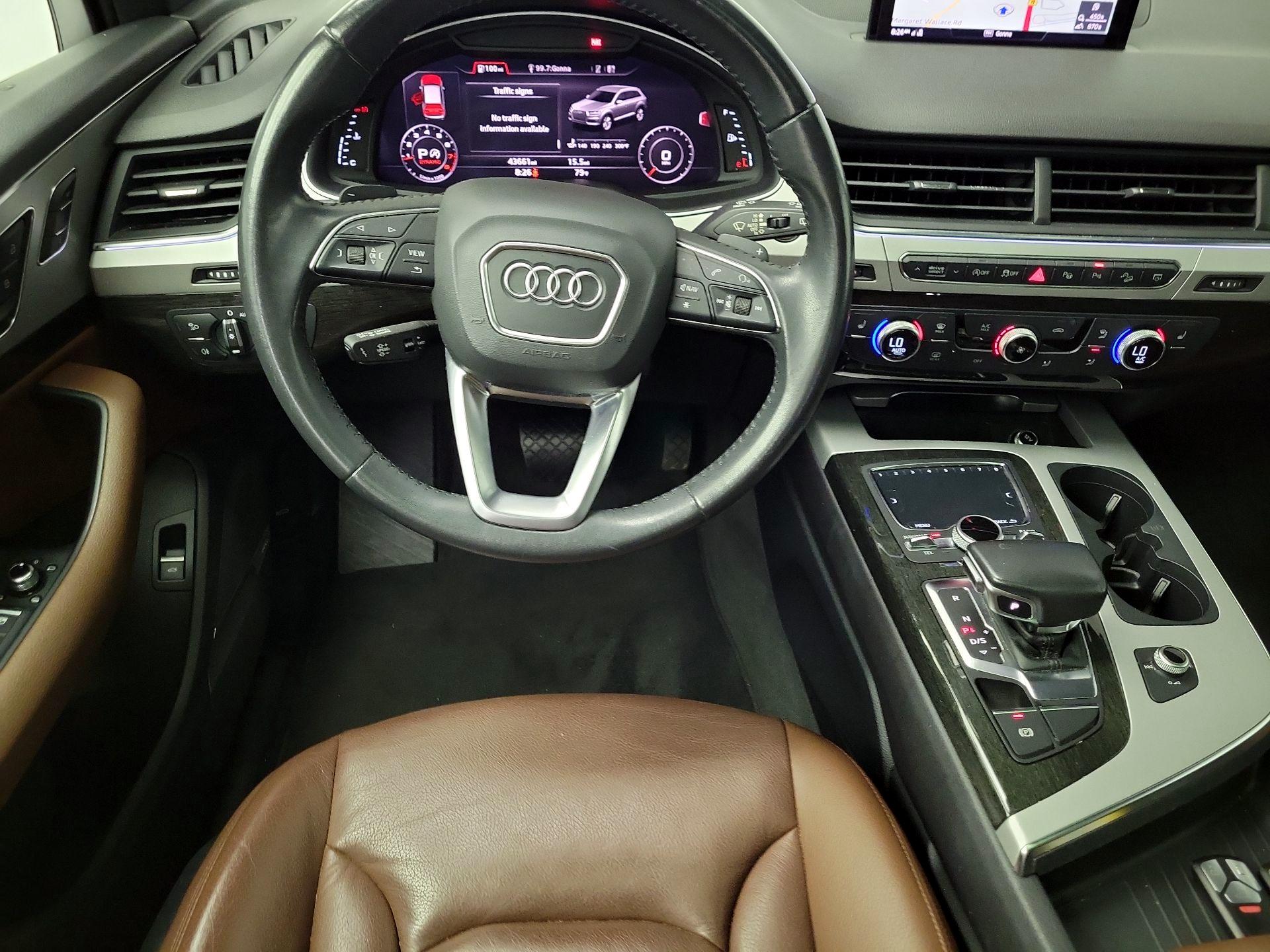 Thumbnail: 2019 Audi Q7 - 10