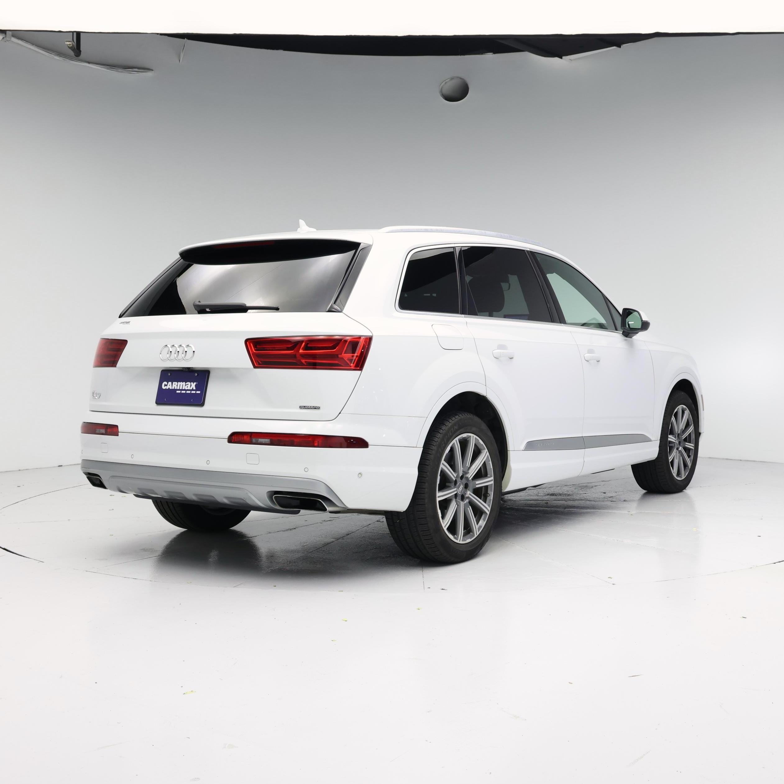 Thumbnail: 2019 Audi Q7 - 8