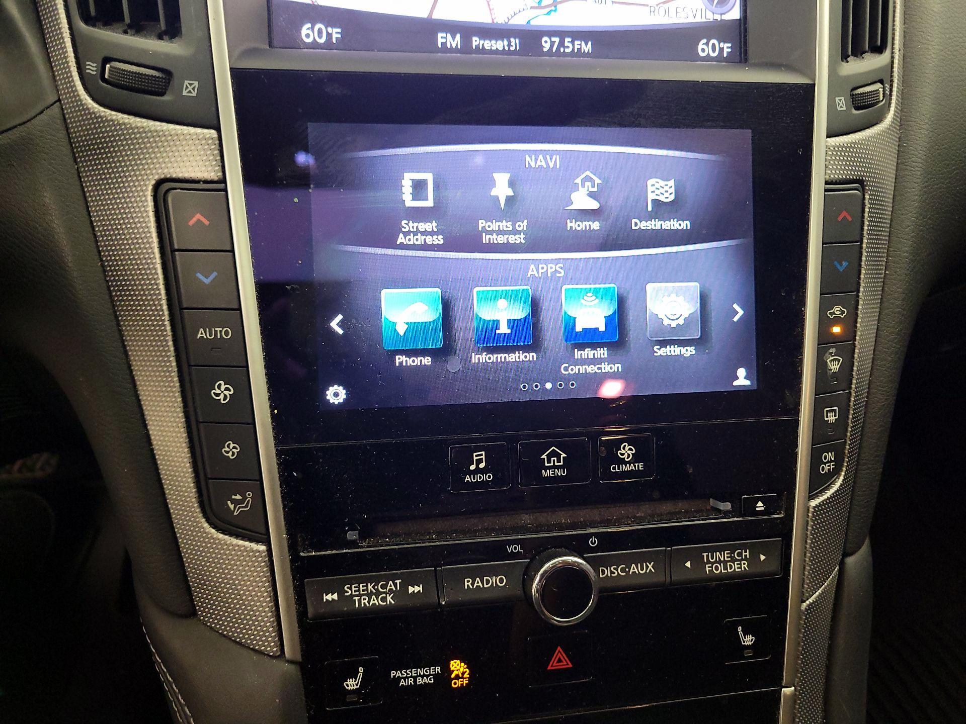 Thumbnail: 2015 INFINITI Q50 - 15