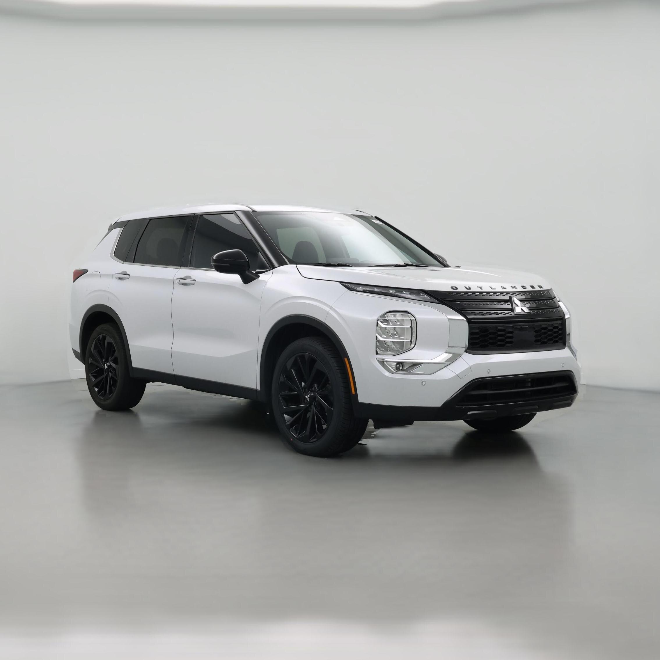 Thumbnail: 2024 Mitsubishi Outlander - 1