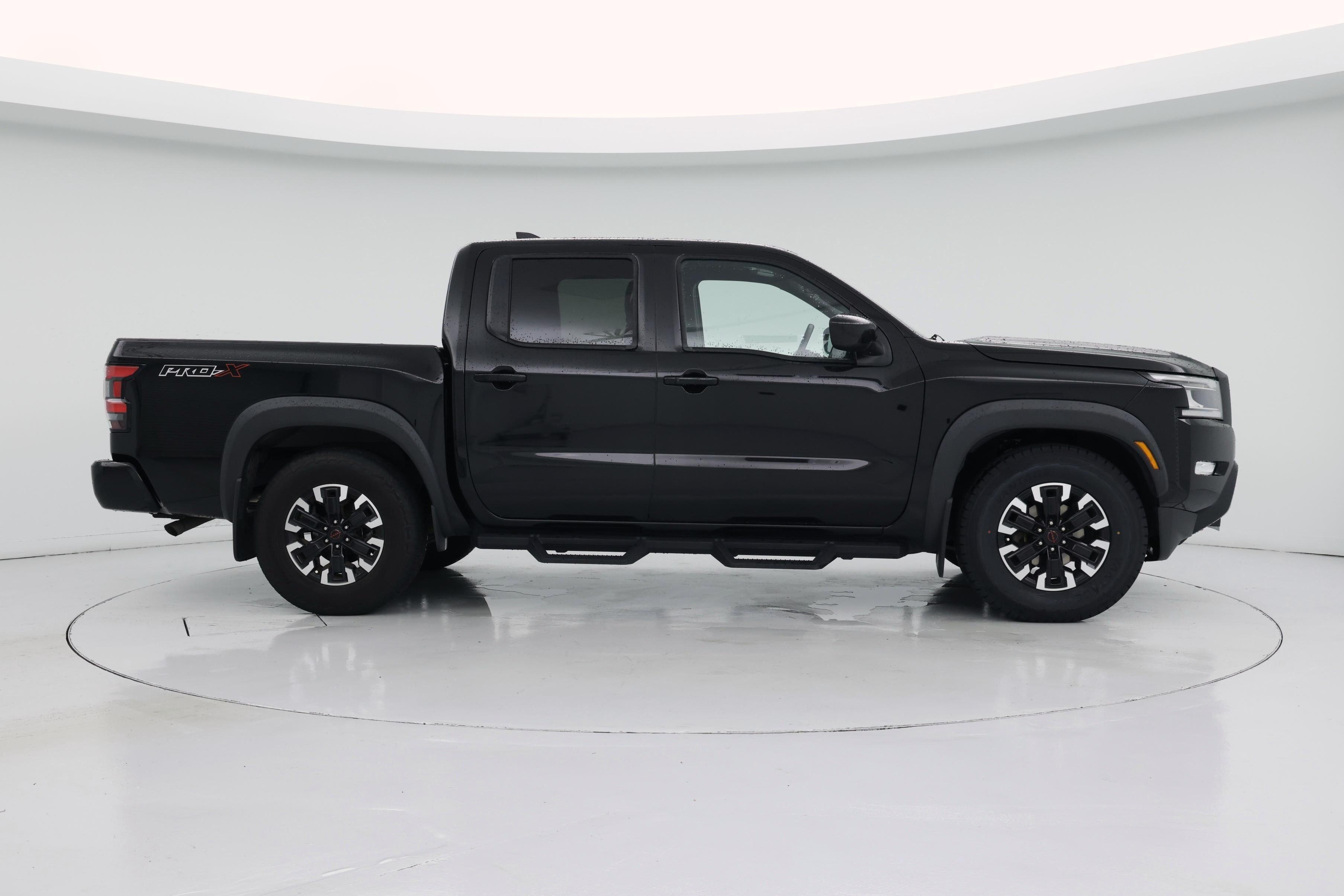 Thumbnail: 2023 Nissan Frontier - 7